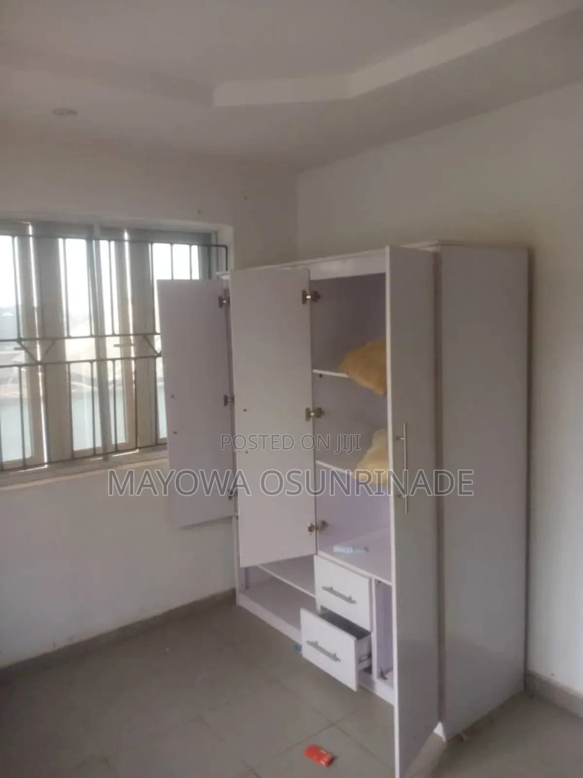 3bdrm Apartment in Ologuneru for rent
