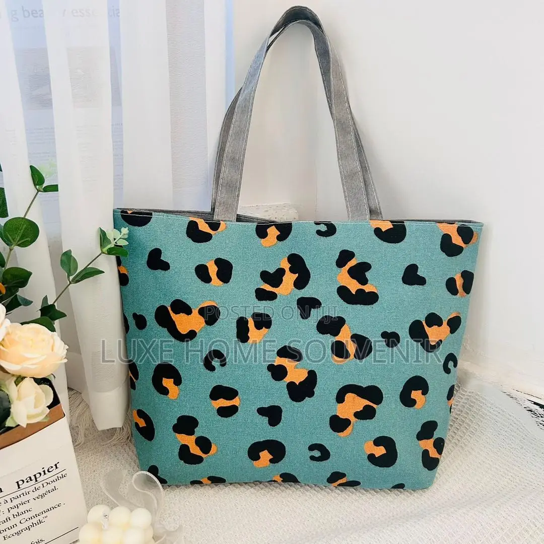 Tote Bag With Zip