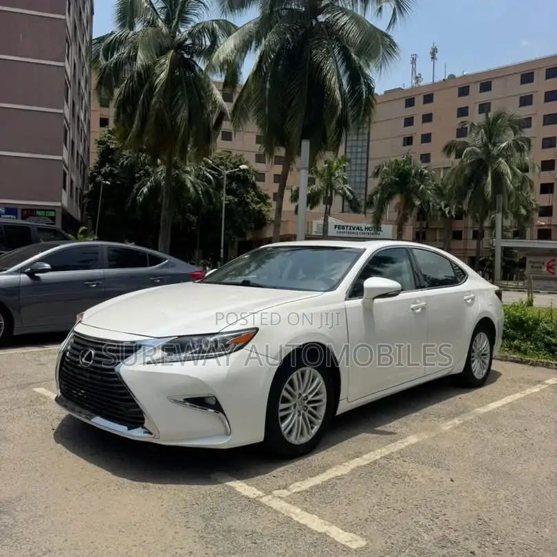 Lexus ES 350 FWD 2017 White