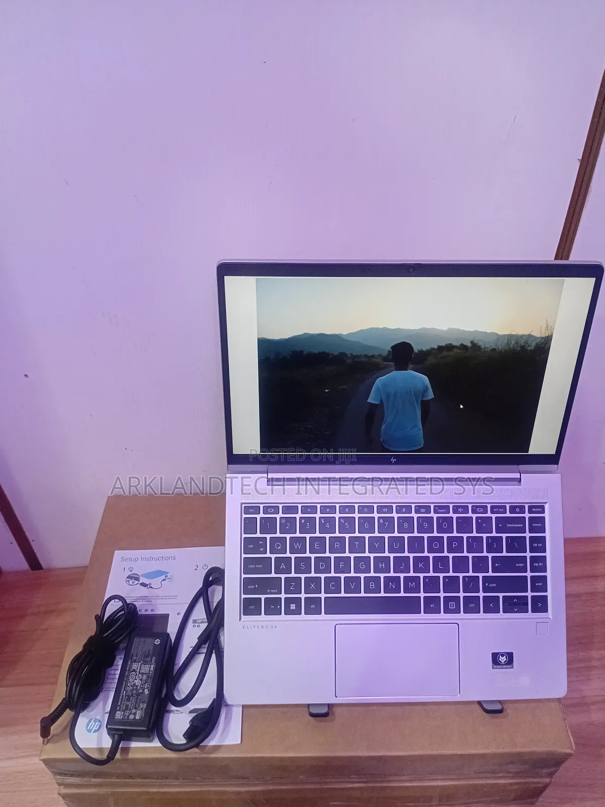 New Laptop HP 348 G5 16GB AMD Ryzen 5 SSD 512GB