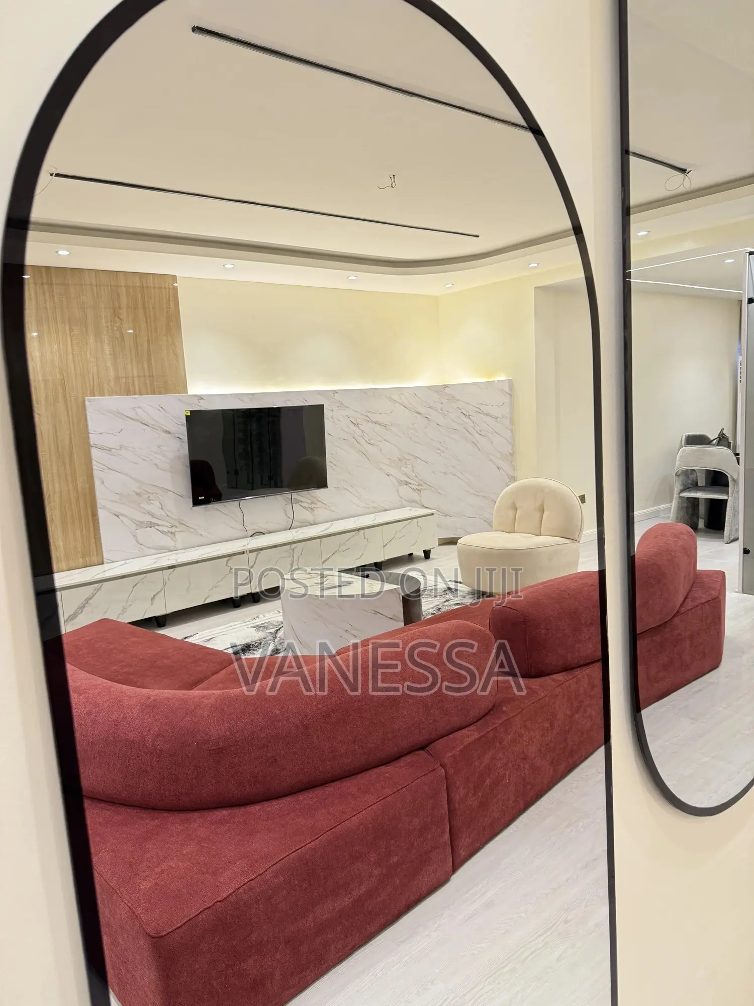 Furnished 3bdrm Apartment in Ruvan, Adeola Odeku for rent
