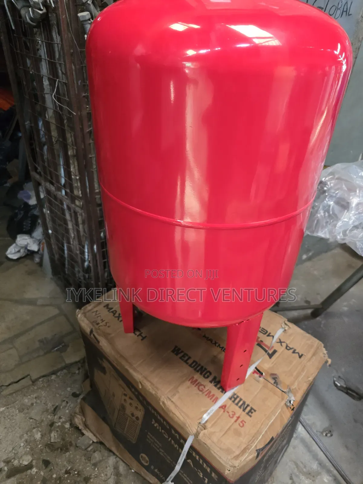 Vertical Pressure Expansion Tank 100l