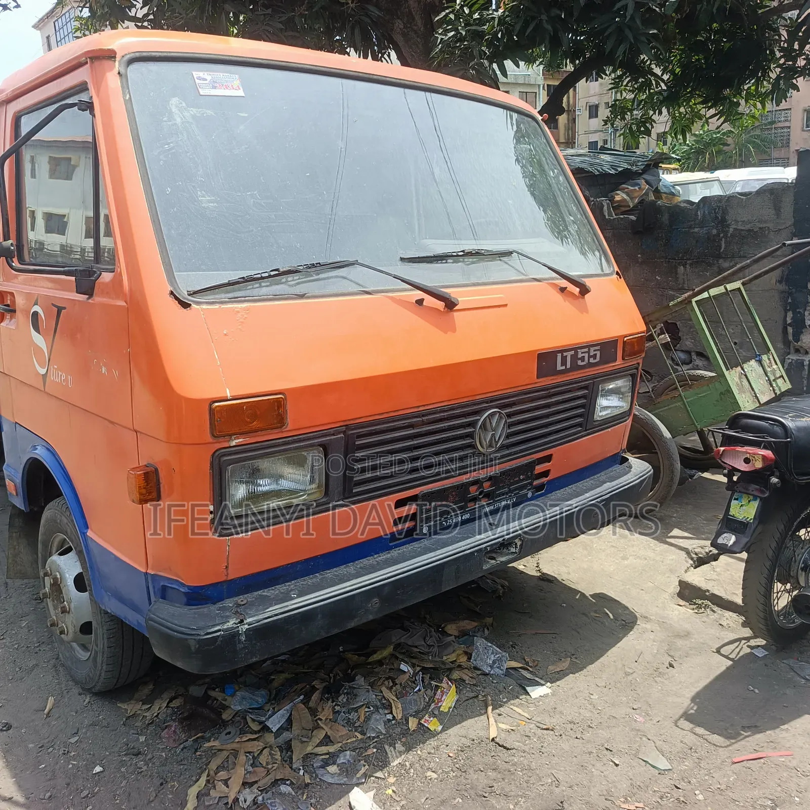 Volkswagen LT 2000 Orange