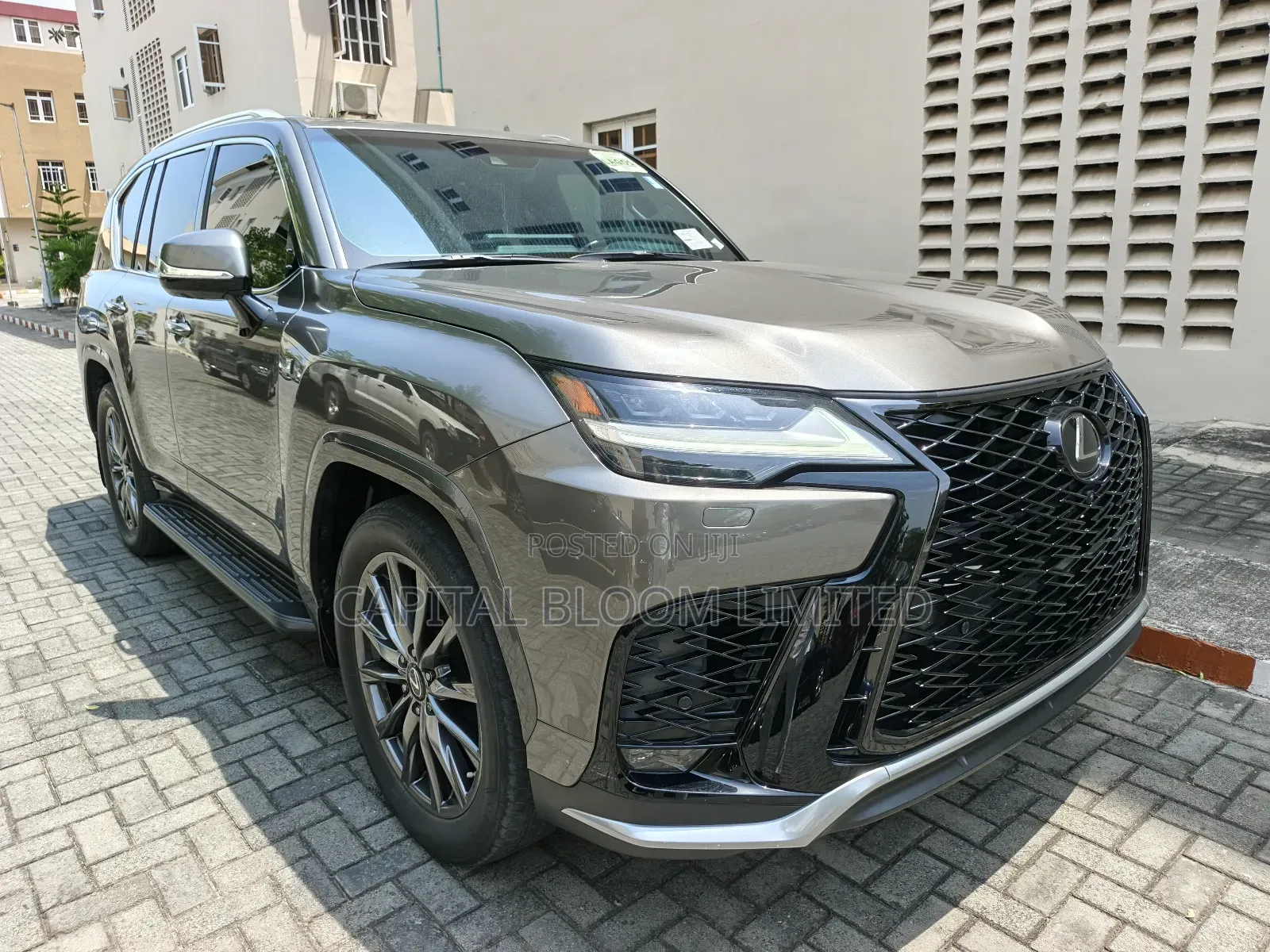 Lexus LX LX 600 2022 Gray