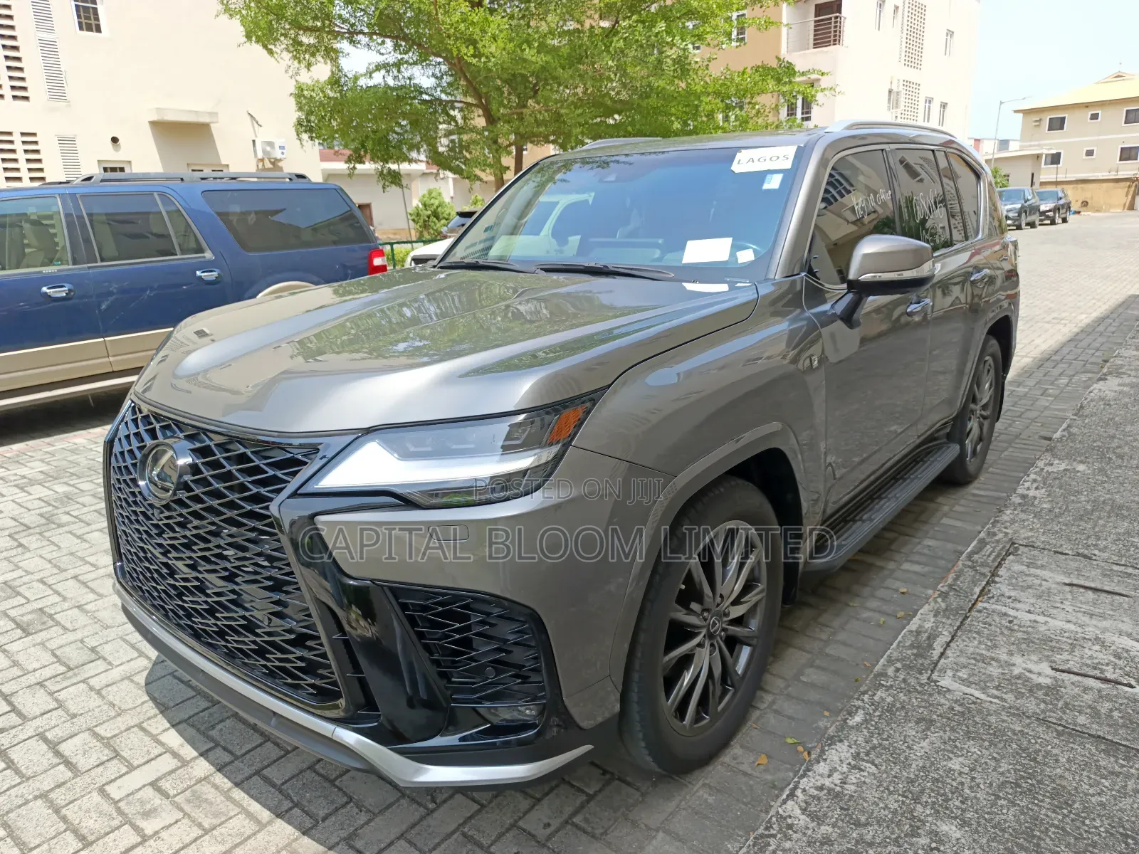 Lexus LX LX 600 2022 Gray