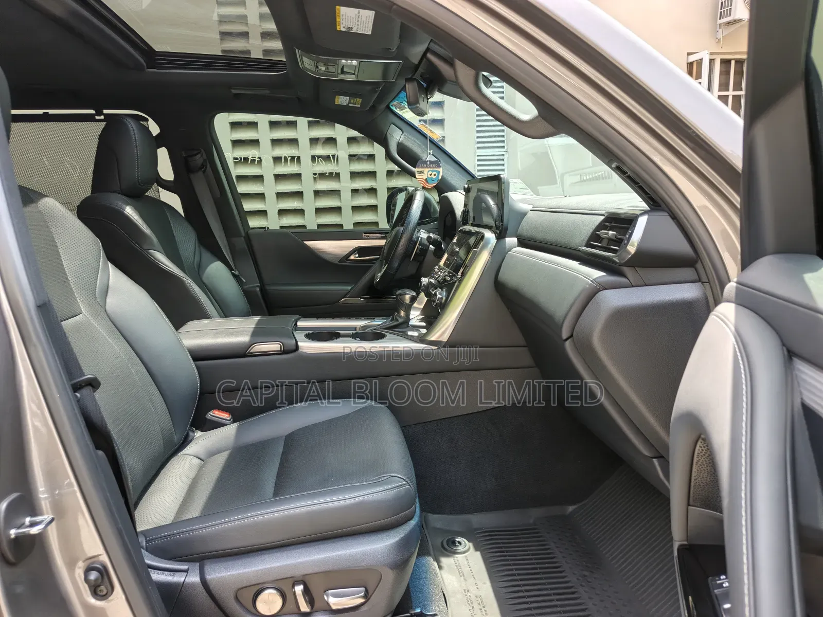 Lexus LX LX 600 2022 Gray