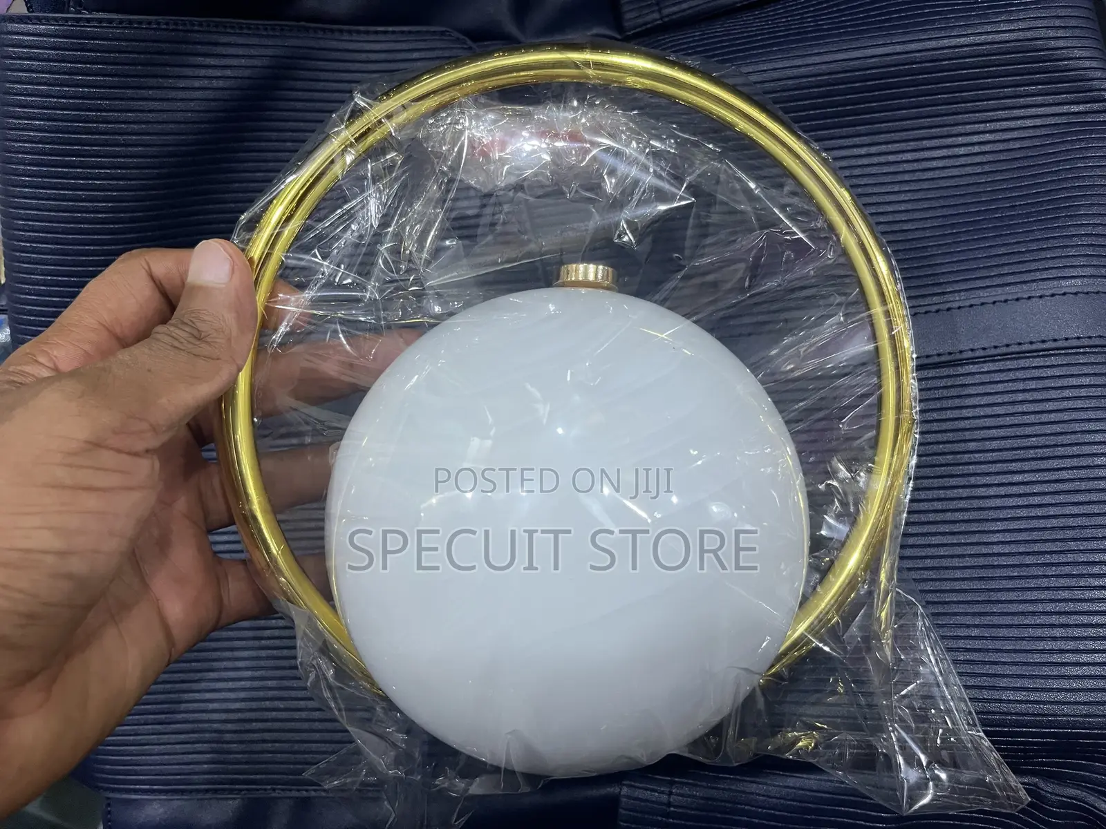 Globe Purse — Sky White