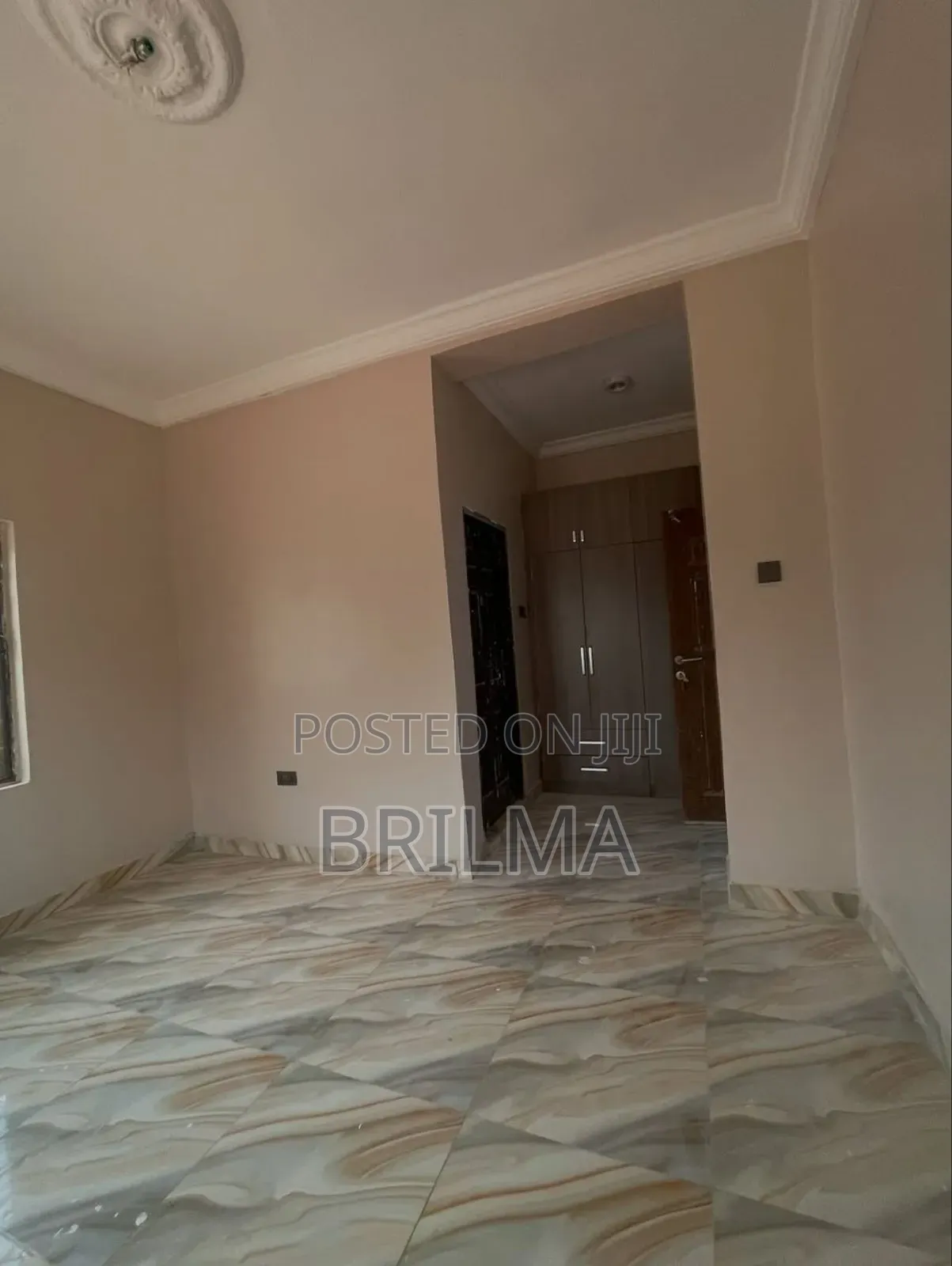 2bdrm Block of Flats in Life Camp for rent