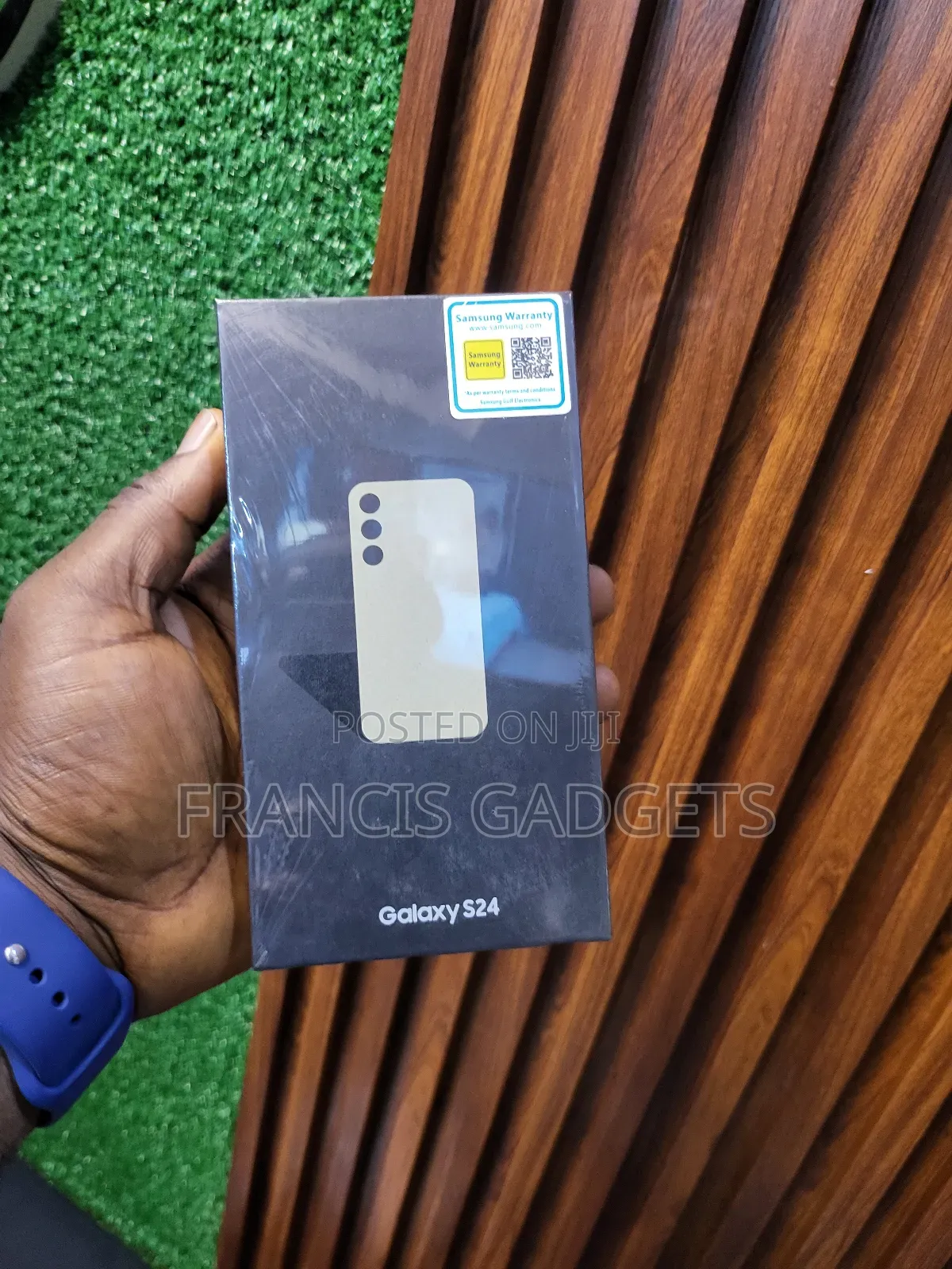New Samsung Galaxy S24 256 GB Orange