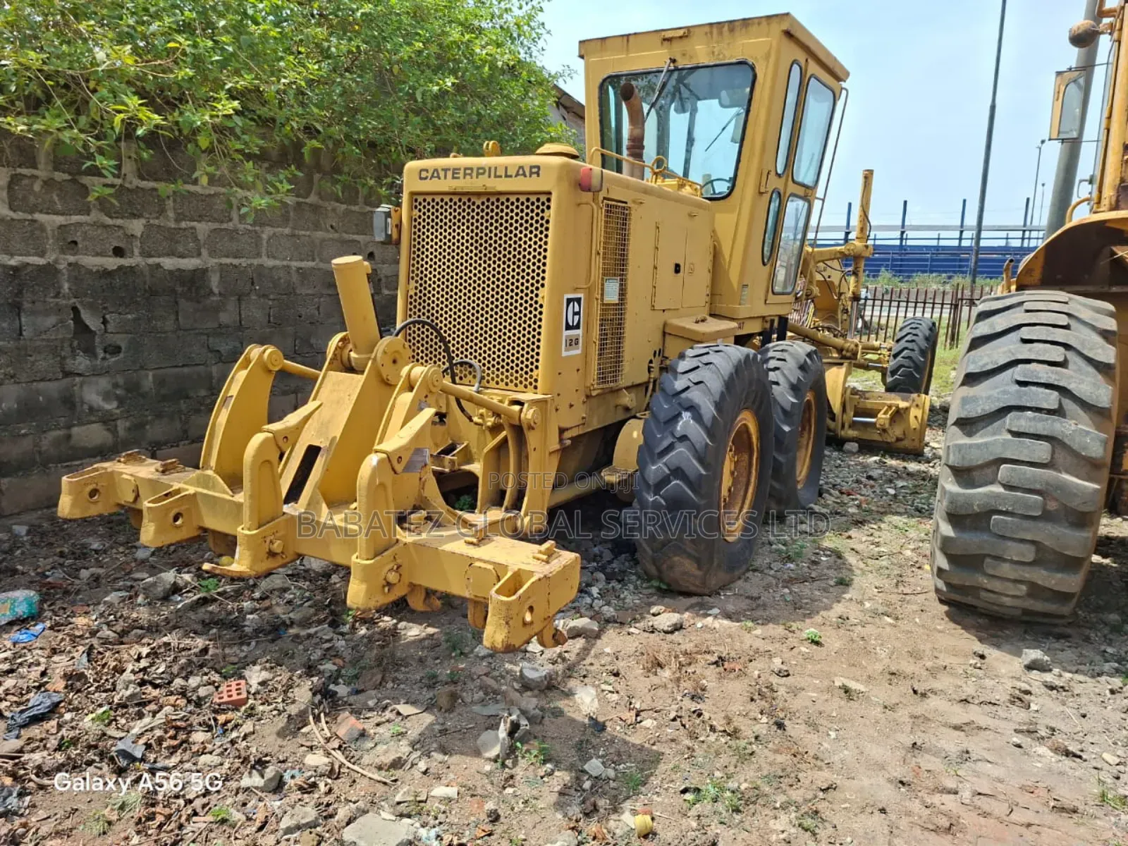 12 G Grader