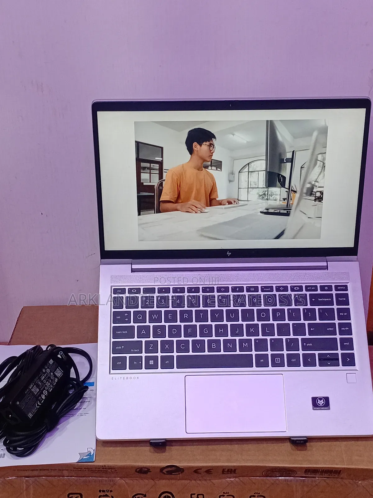 New Laptop HP 430 G1 16GB AMD Ryzen 5 SSD 256GB