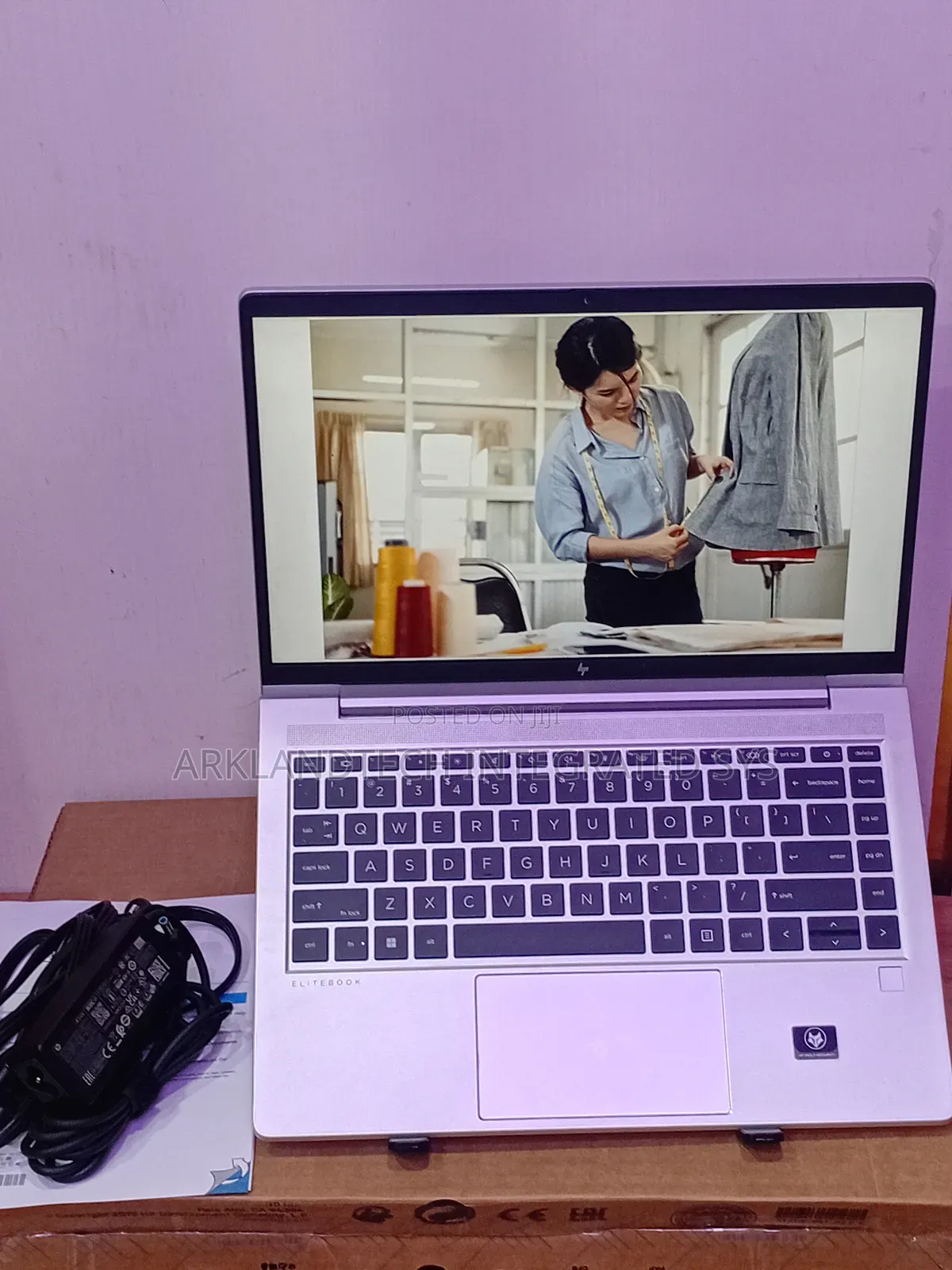 New Laptop HP 430 G1 16GB AMD Ryzen 5 SSD 256GB