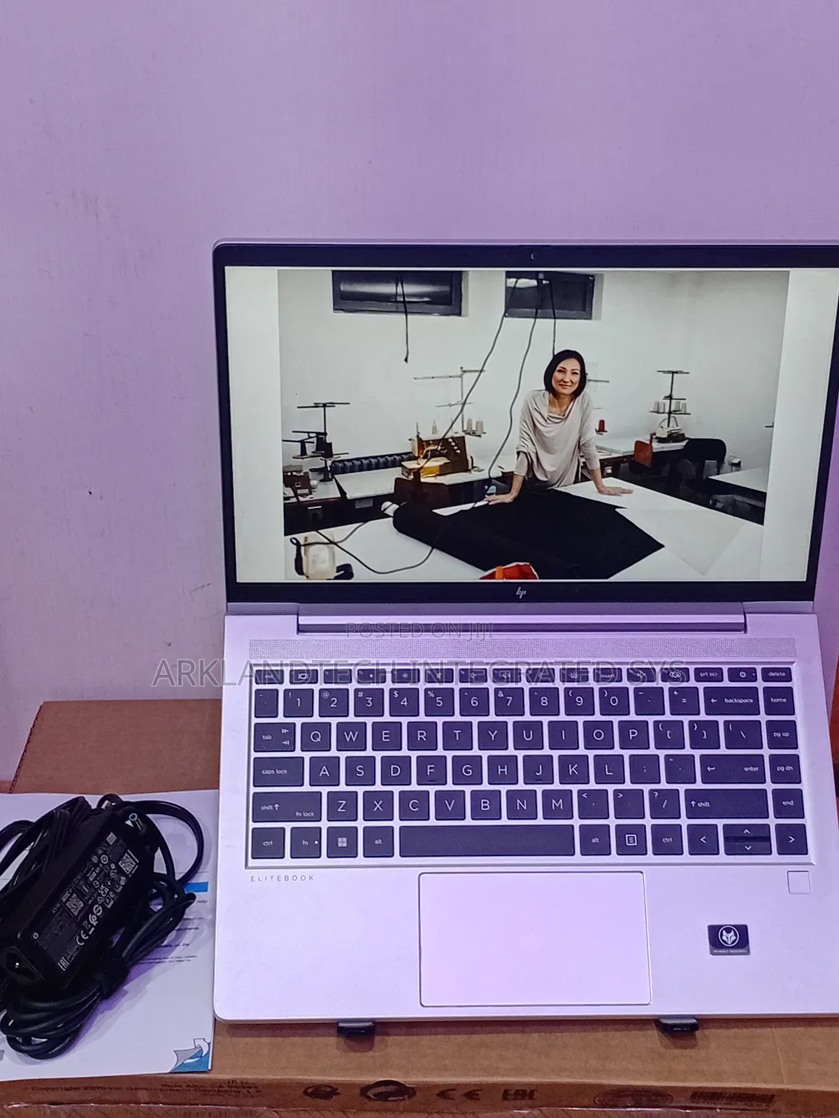 New Laptop HP 430 G1 16GB AMD Ryzen 5 SSD 512GB