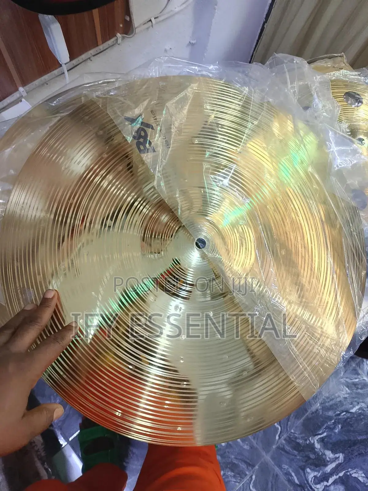 A Set Cymbal And Hihat Plate