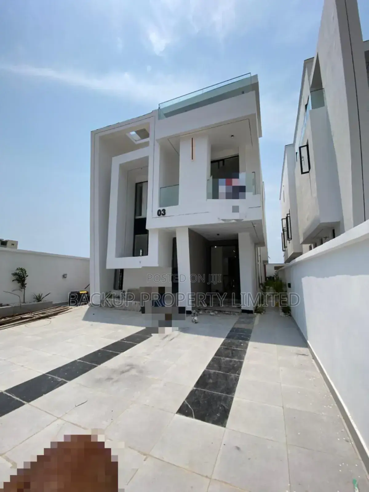 5bdrm Duplex in Lekki Phase 1 for sale