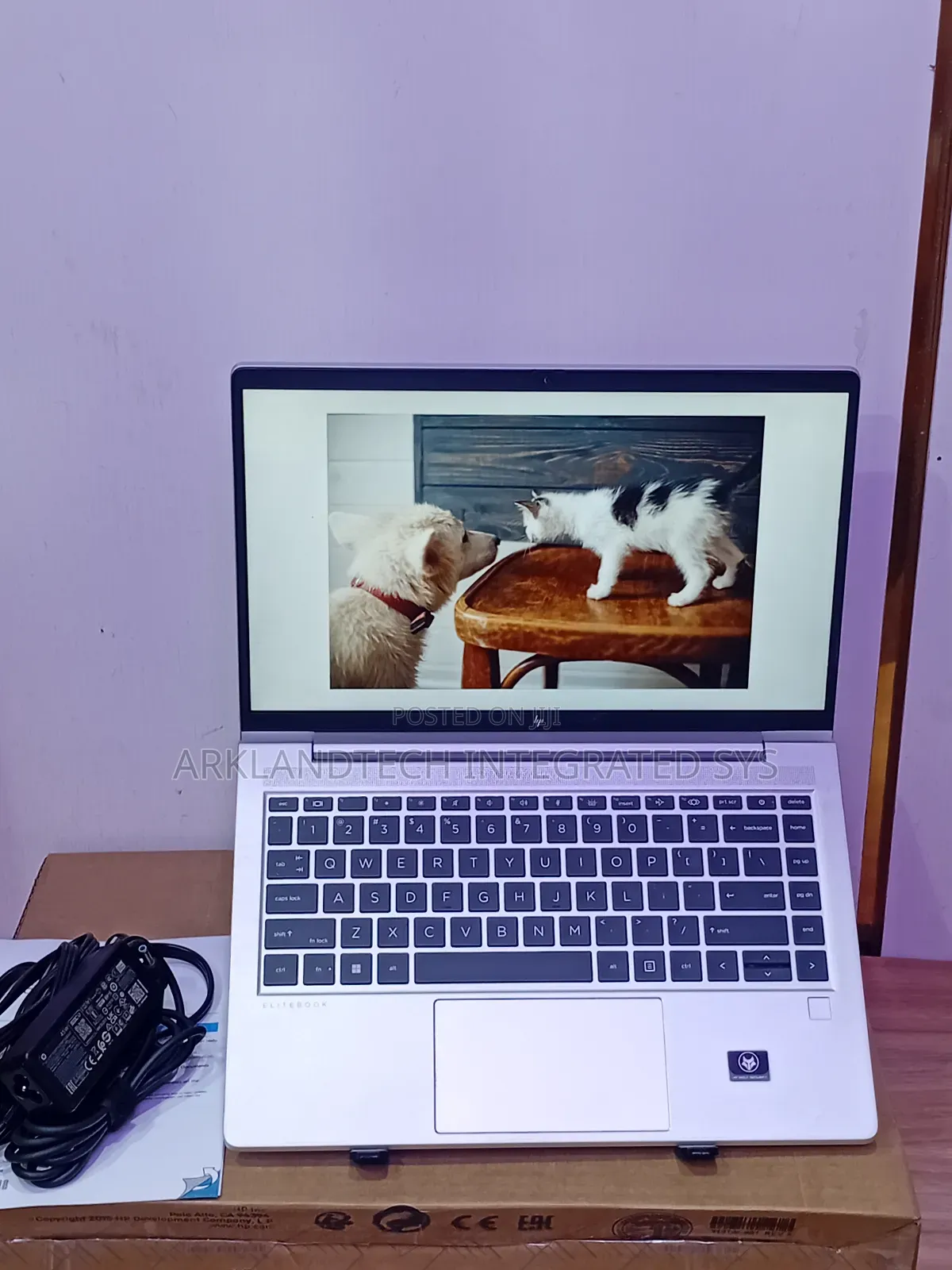New Laptop HP 430 G4 16GB AMD Ryzen 5 SSD 256GB