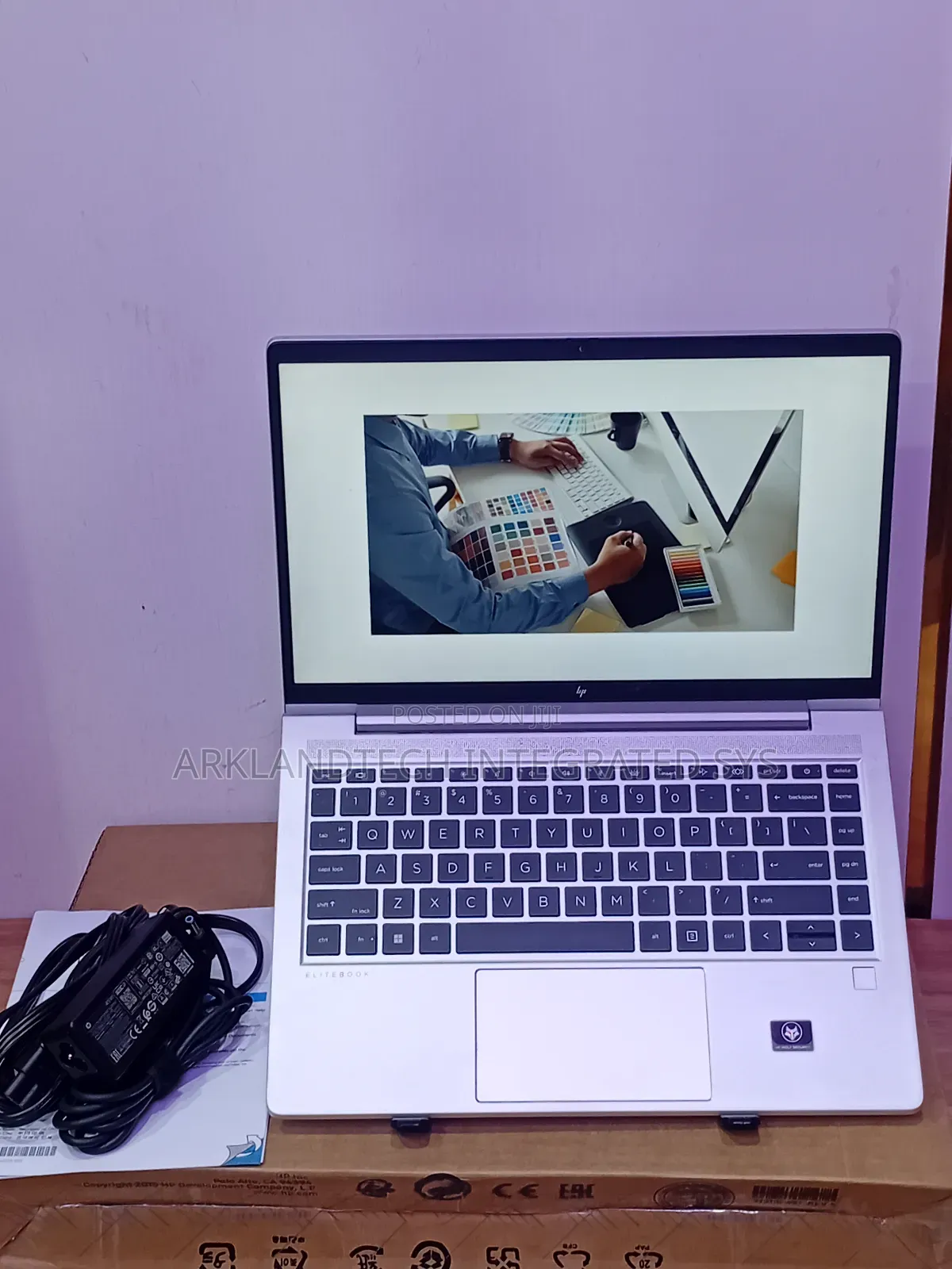 New Laptop HP 430 G4 16GB AMD Ryzen 5 SSD 512GB