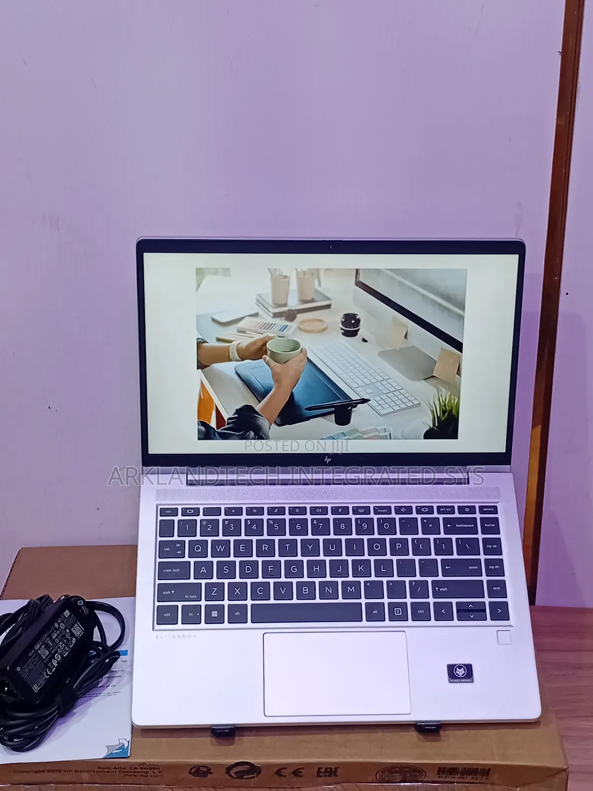 New Laptop HP 430 G4 16GB AMD Ryzen 5 SSD 512GB