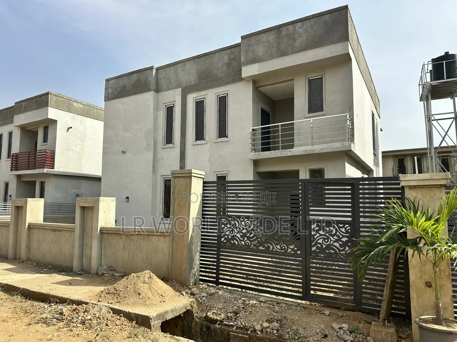 4bdrm Duplex in Apo District for sale