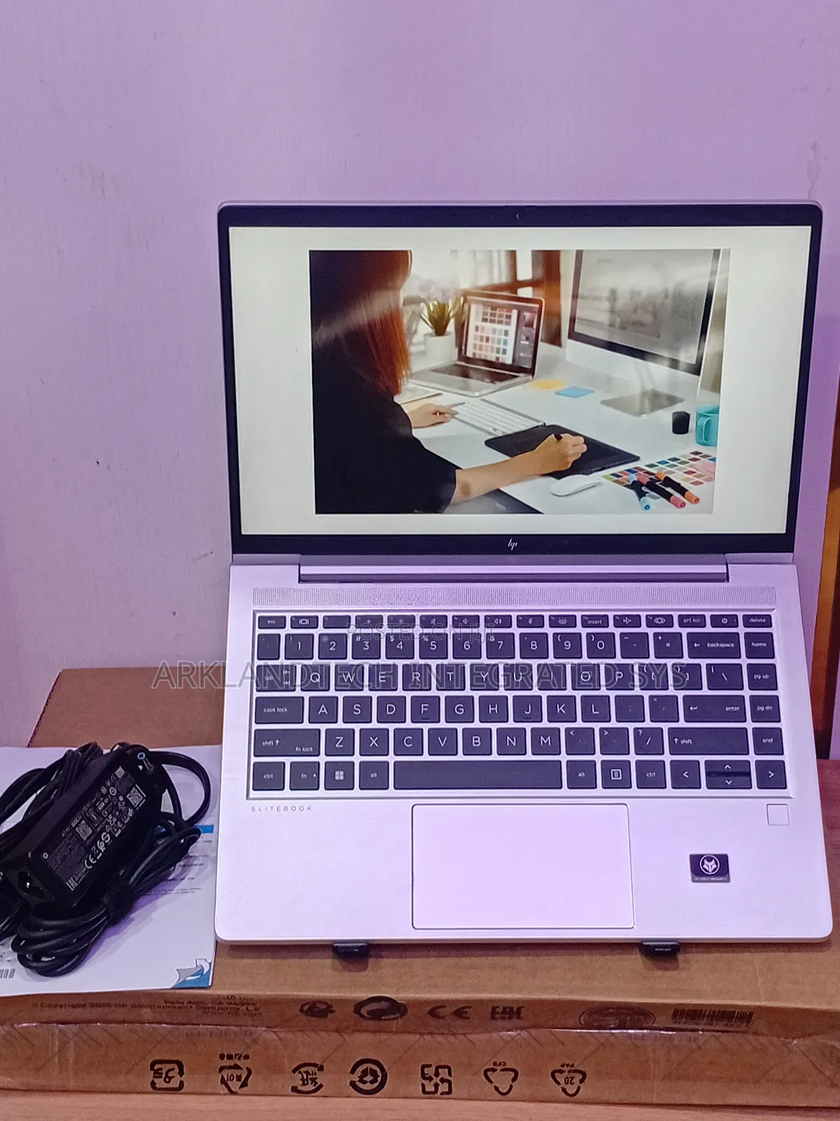 New Laptop HP 430 G5 16GB AMD Ryzen 5 SSD 256GB