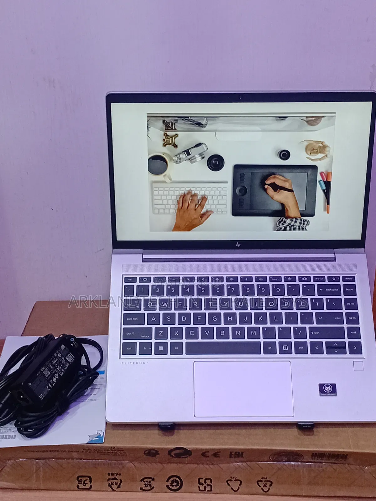 New Laptop HP 430 G5 16GB AMD Ryzen 5 SSD 512GB