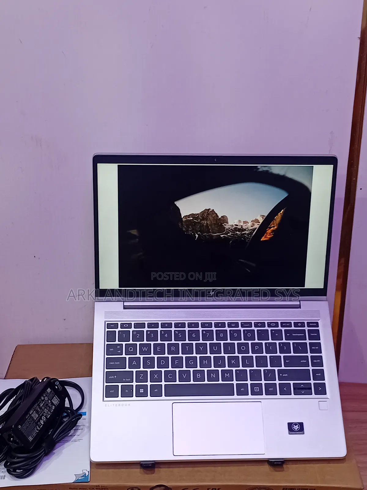 New Laptop HP 630 16GB AMD Ryzen 5 SSD 512GB
