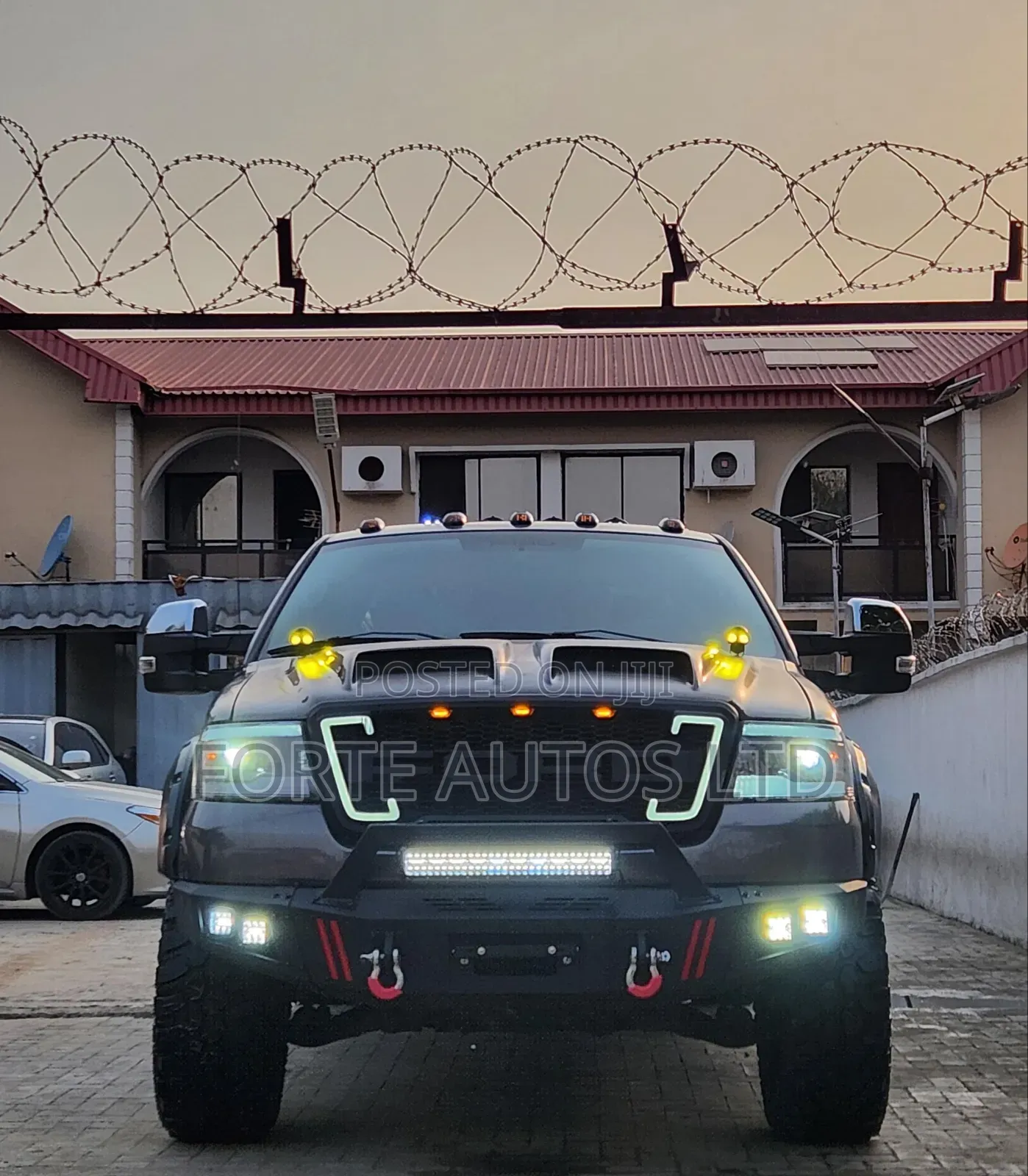 Ford F-150 2025 Gray