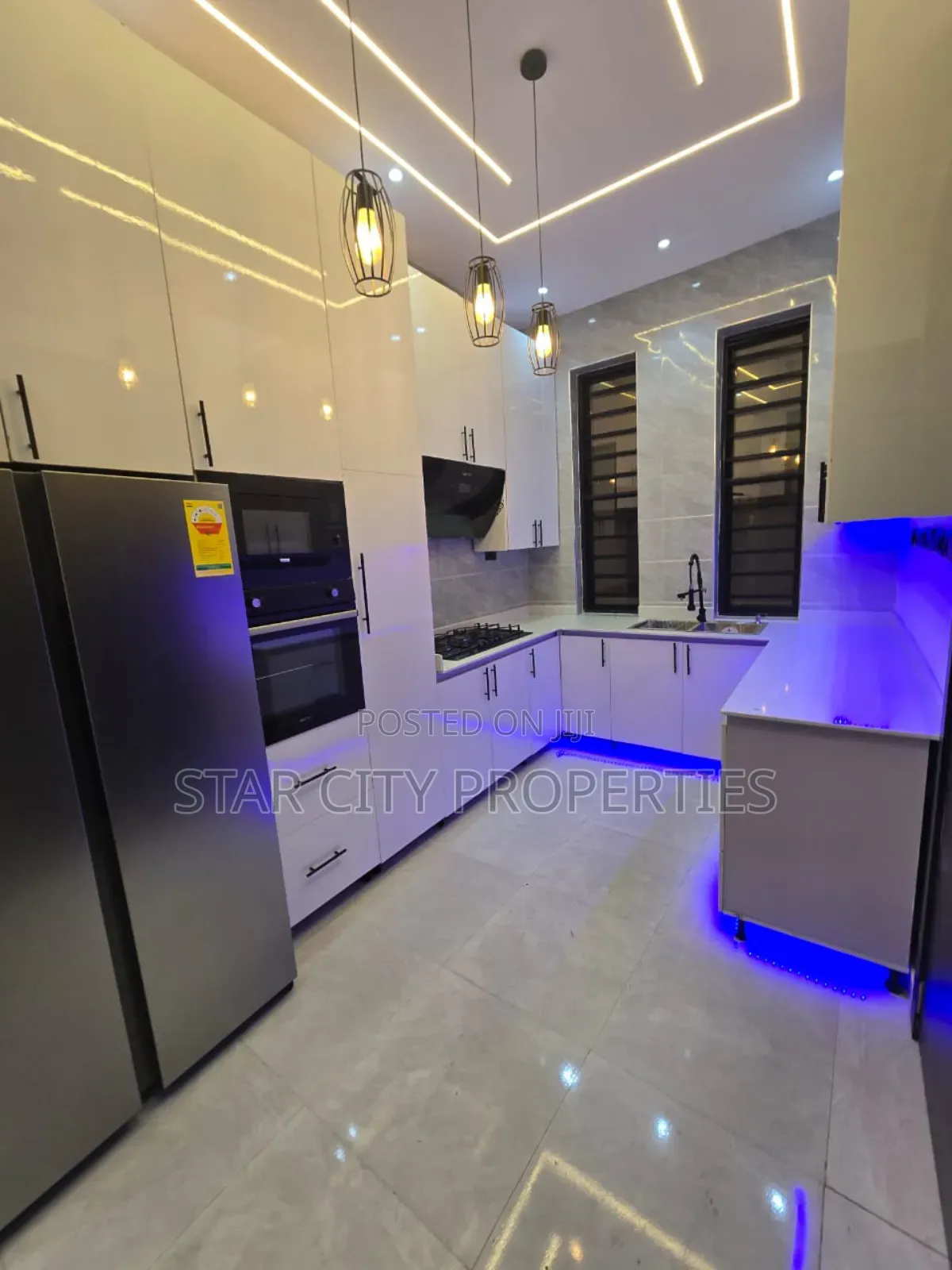 5bdrm Duplex in Magodo Gra Phase 2 for sale