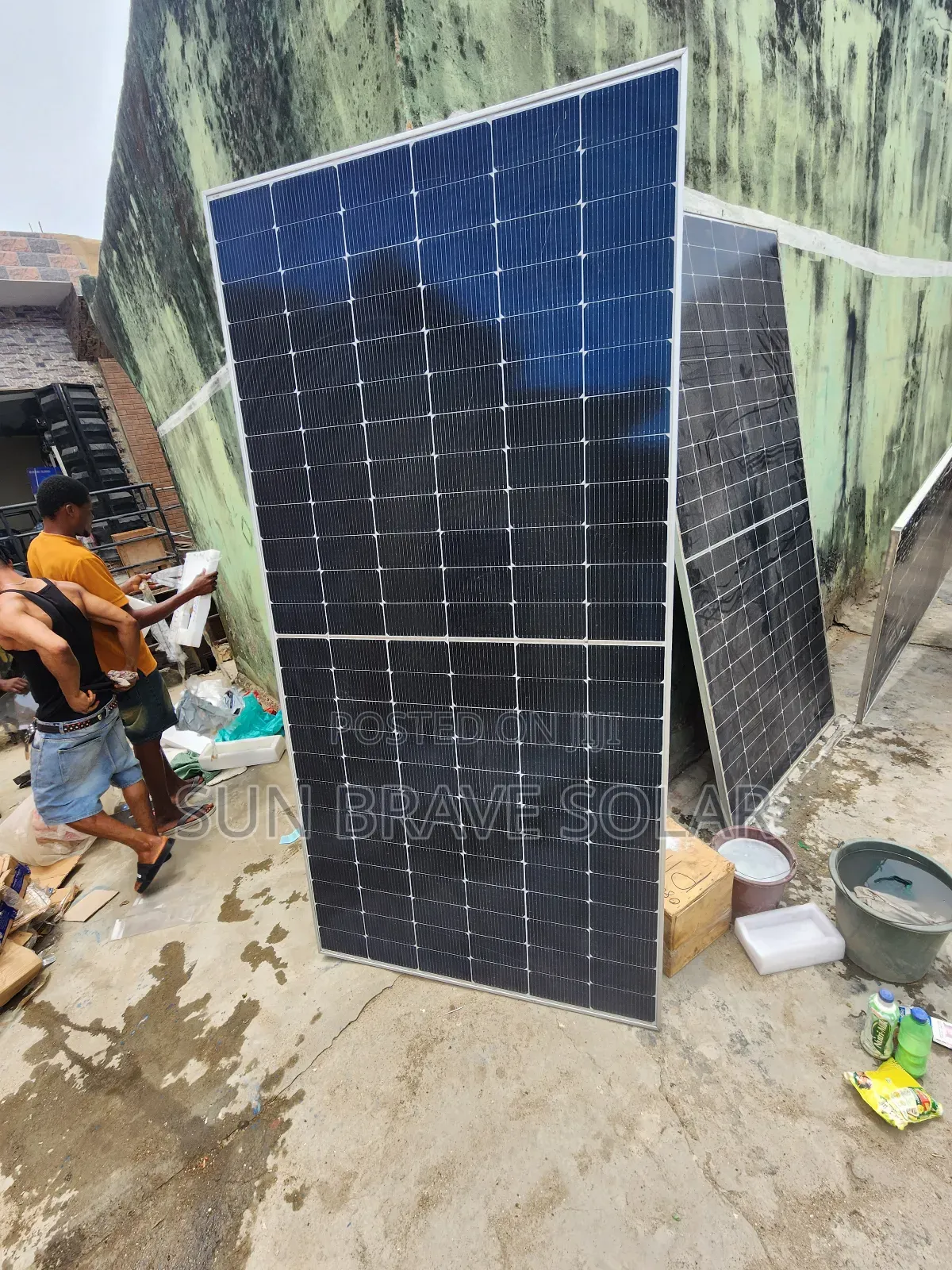 650w Jinko Mono Solar Panels Available Now