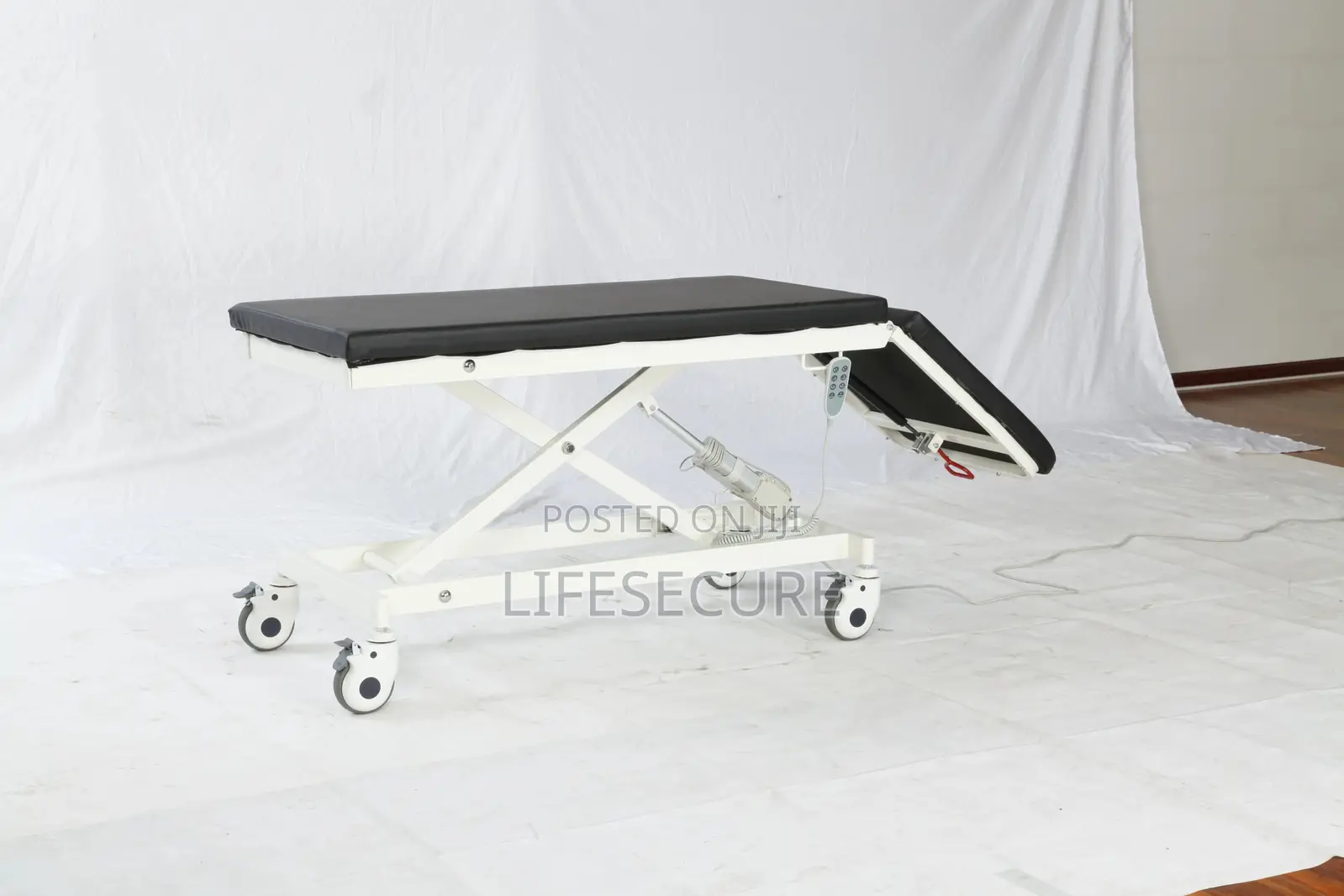 Adjustable Electric Medical Examination Couch