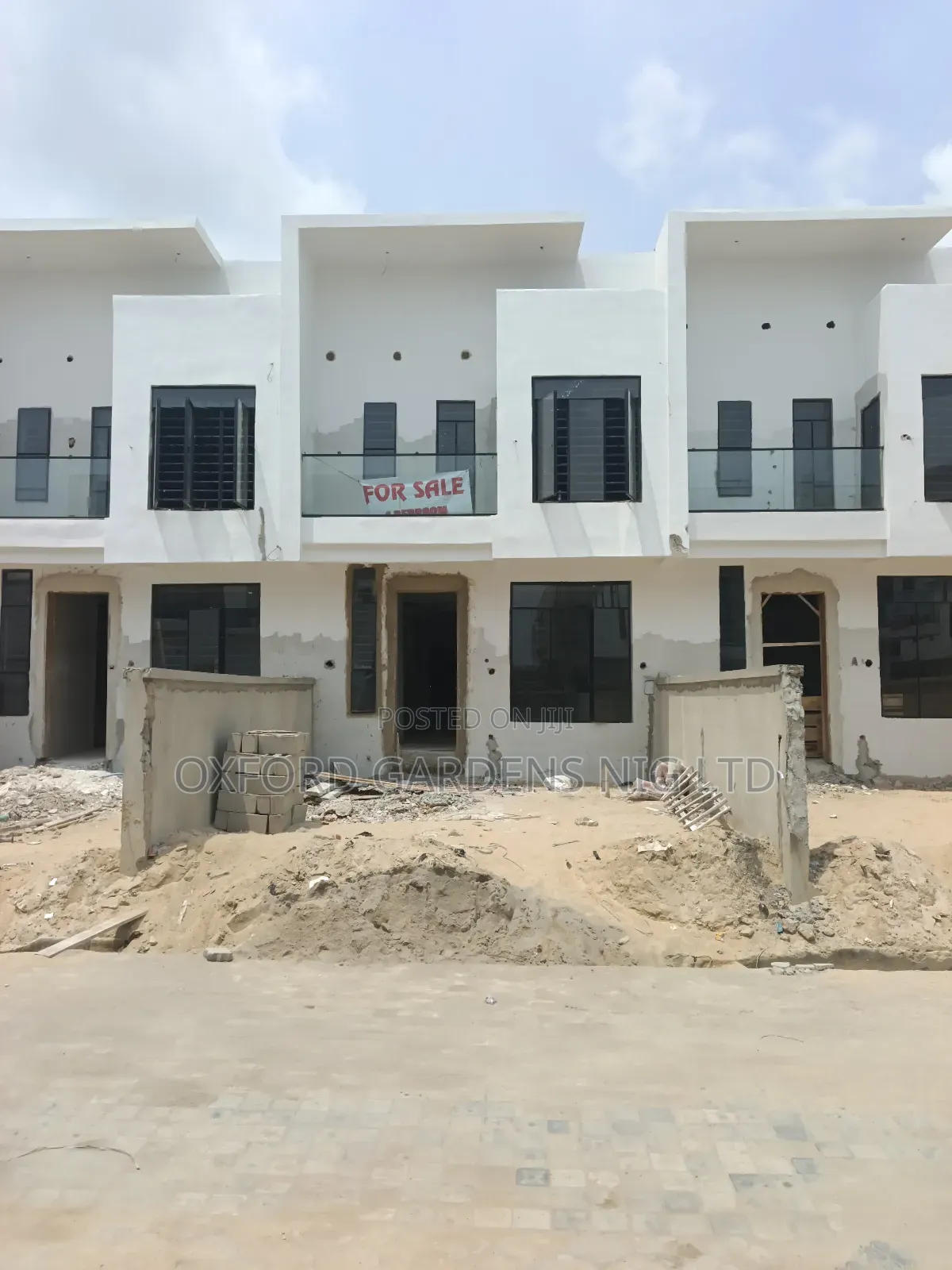 4bdrm Duplex in Ikota Gra Estate for sale