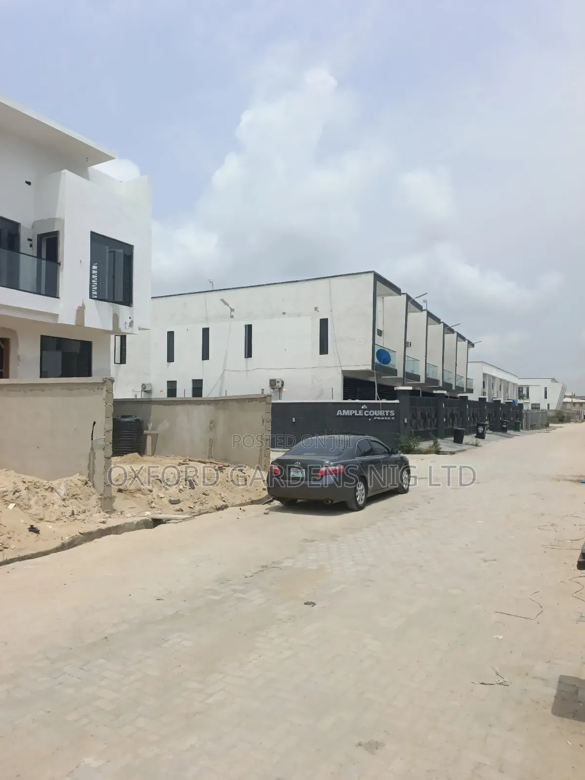 4bdrm Duplex in Ikota Gra Estate for sale