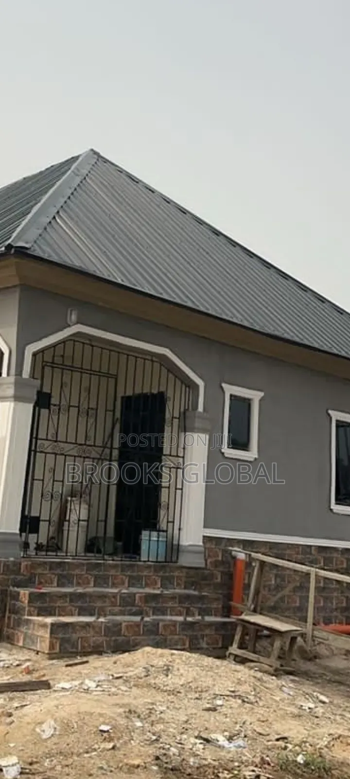 2bdrm Bungalow in Warri for sale