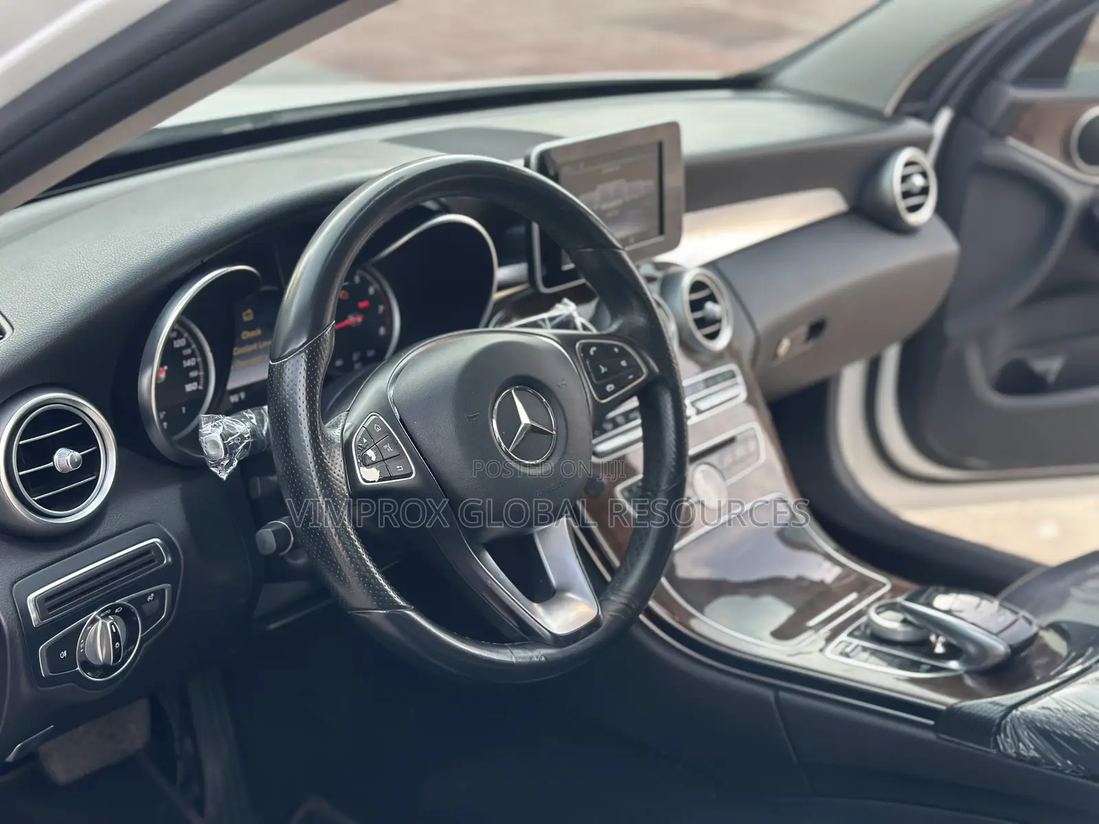 Mercedes-Benz C300 Base 4Matic Sedan AWD (2.0L 4cyl 7A) 2016 White
