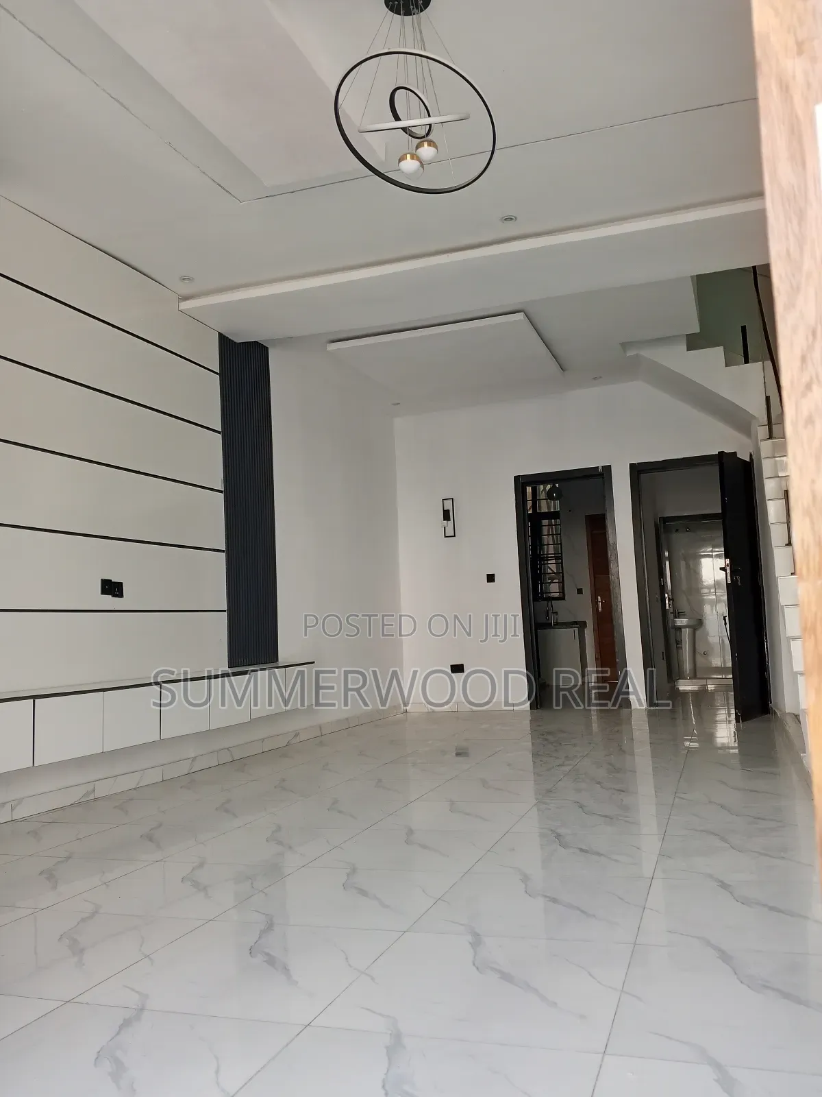 3bdrm Duplex in Lekki Phase 2 for sale