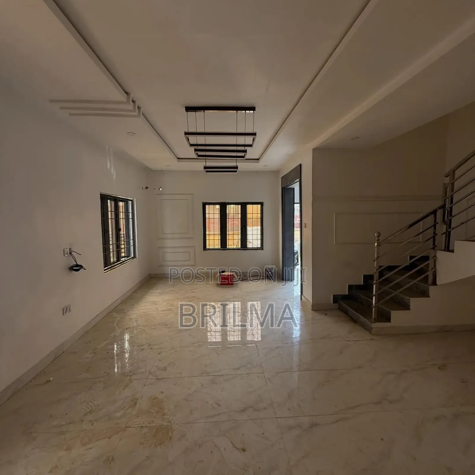 4bdrm Duplex in Life Camp for sale