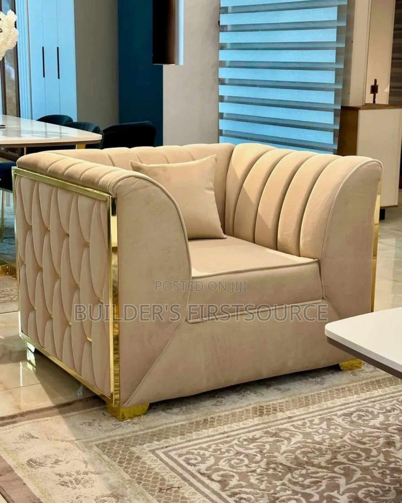 A Single Console Sofa