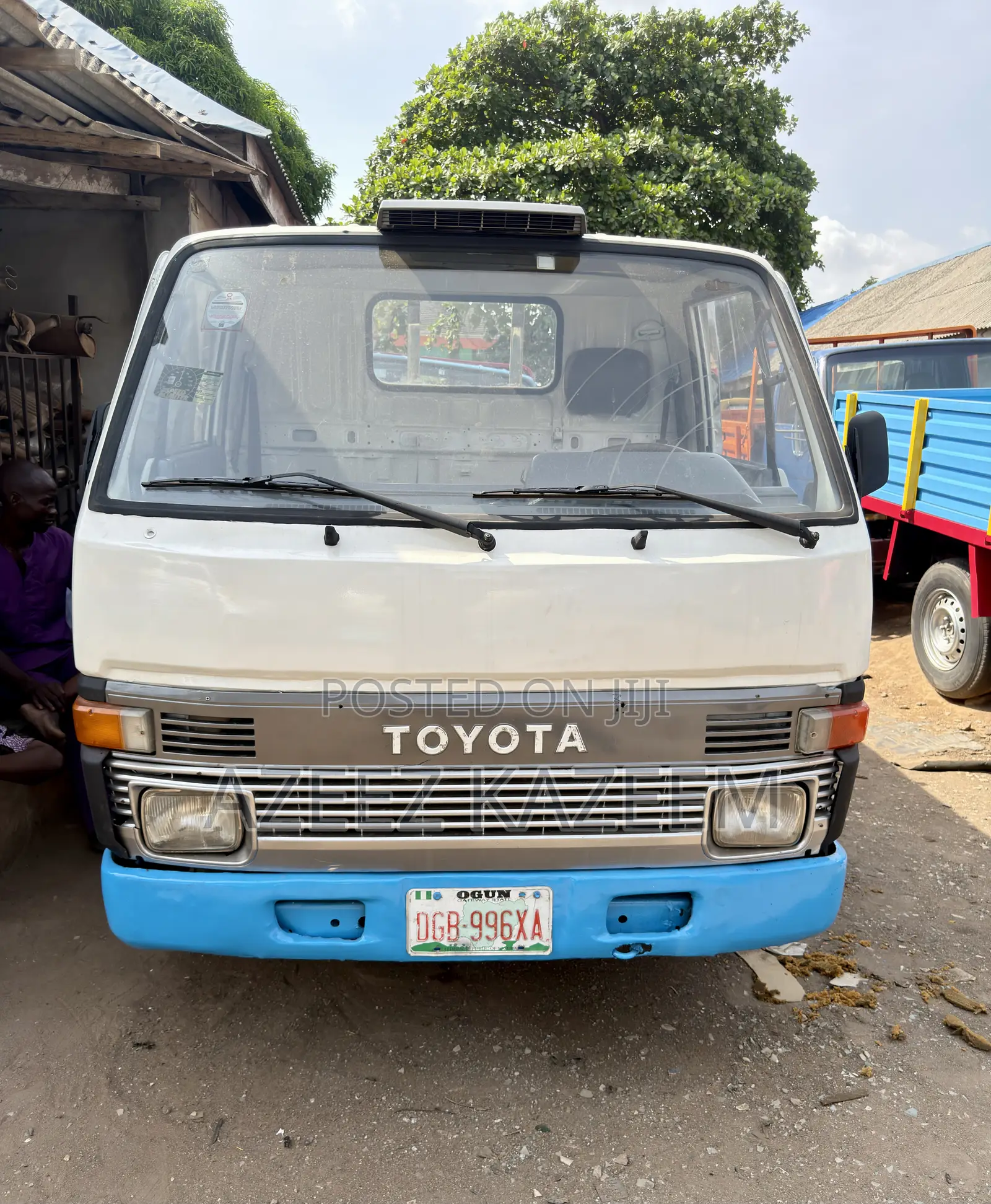 Toyota Dyna 100 Stainless Drop Side Body