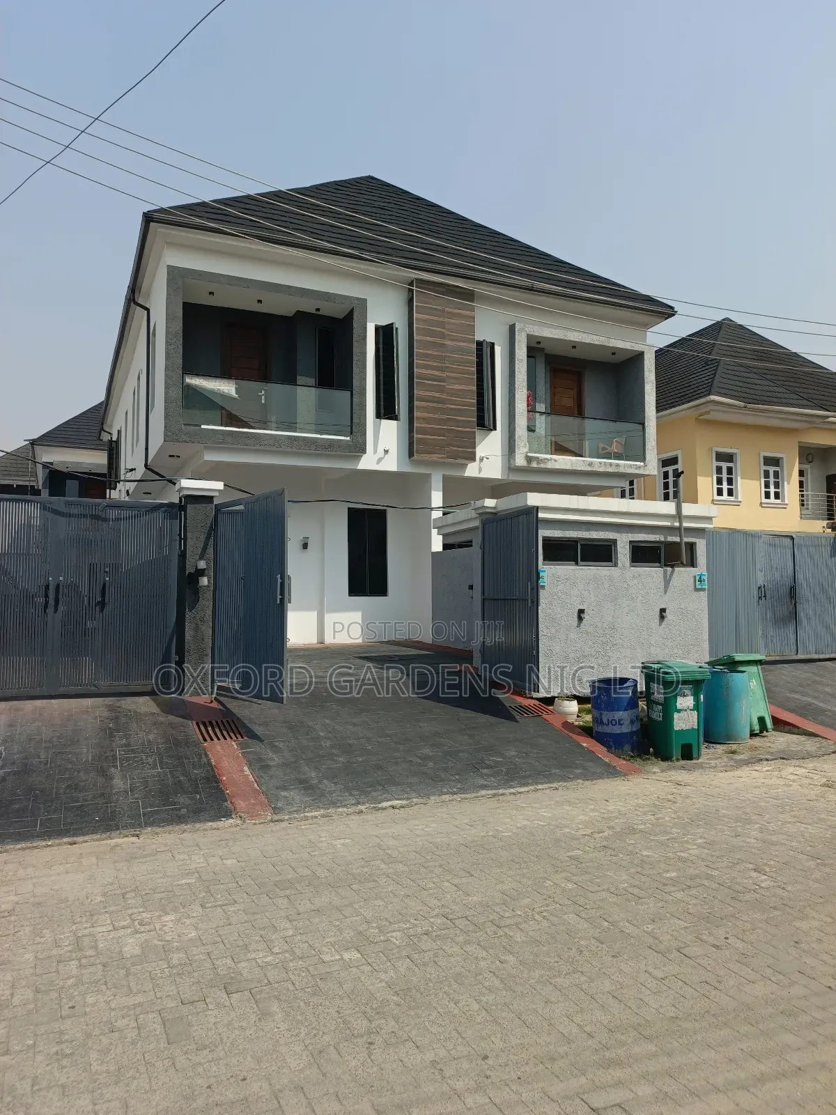 4bdrm Duplex in Empire Home'S Estate, Chevron for sale