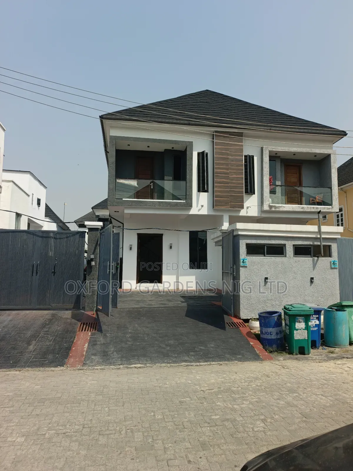 4bdrm Duplex in Empire Home'S Estate, Chevron for sale