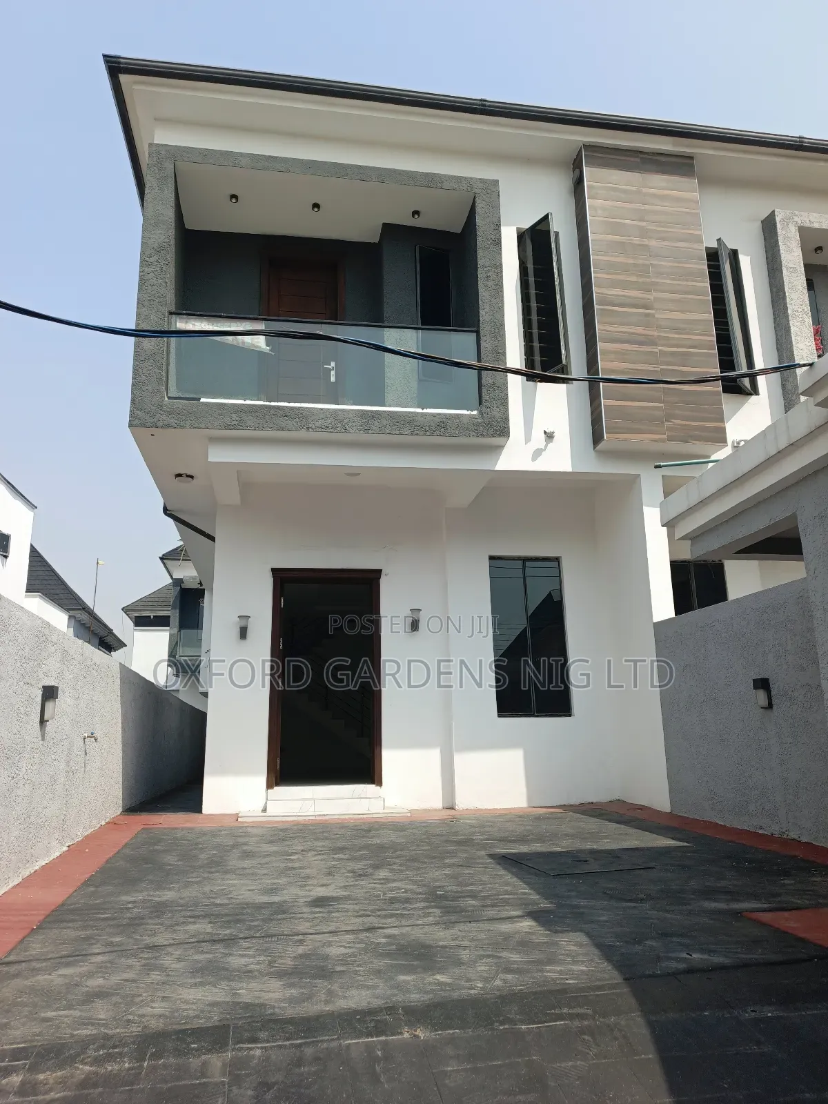 4bdrm Duplex in Empire Home'S Estate, Chevron for sale