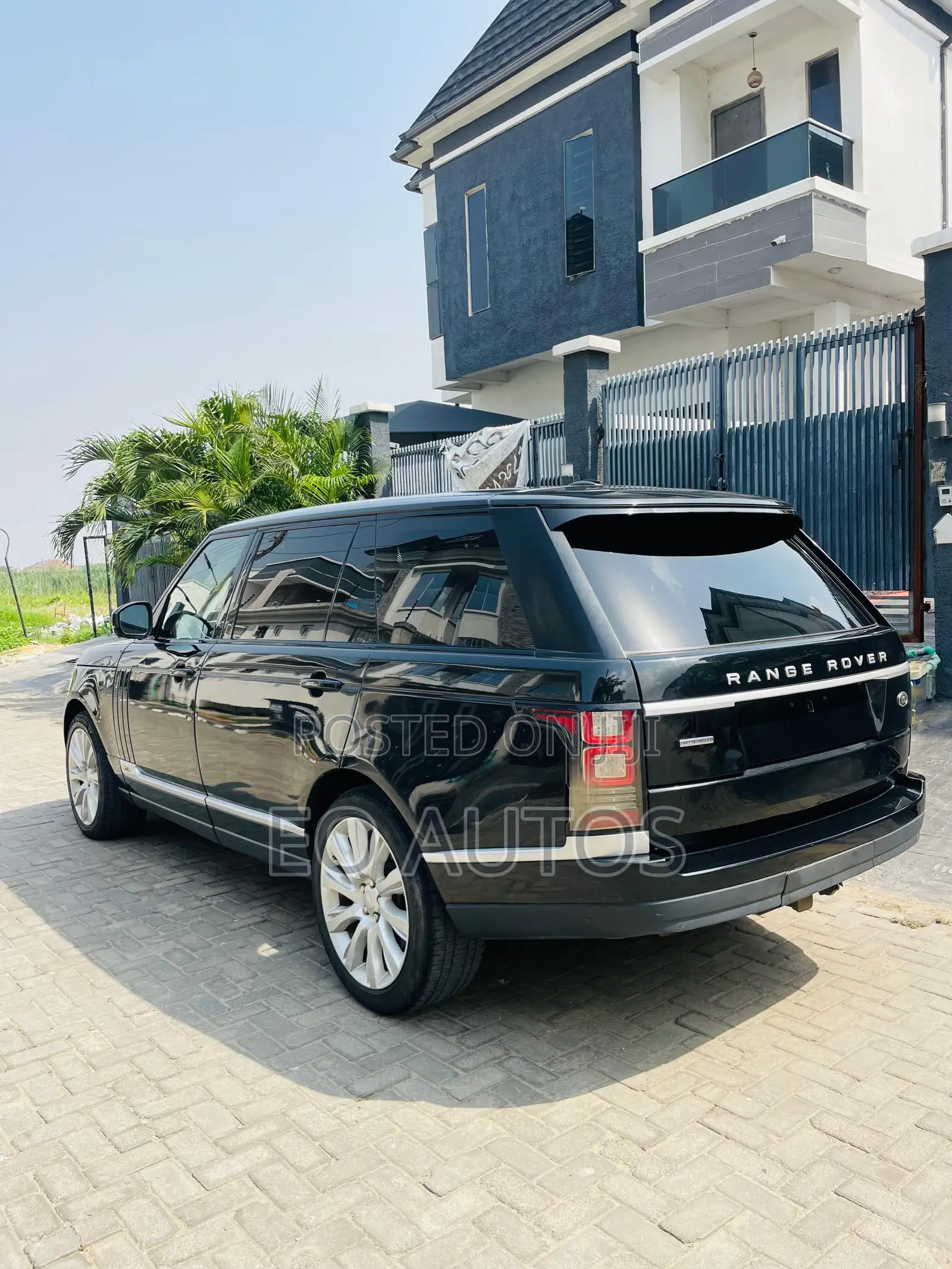 Land Rover Range Rover Vogue 2014 Black