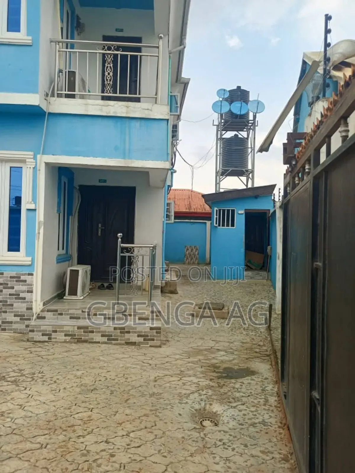 2bdrm Block of Flats in Ikola Command Lagos, Akowonjo for sale