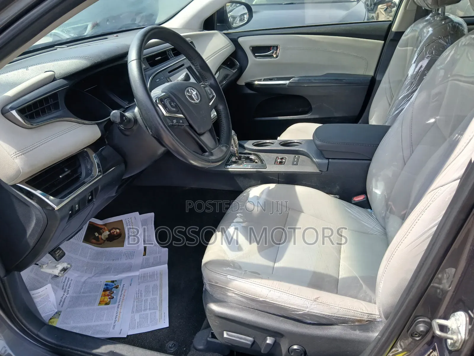 Toyota Avalon XLE 4dr Sedan (3.5L 6cyl 6A) 2015 Gray