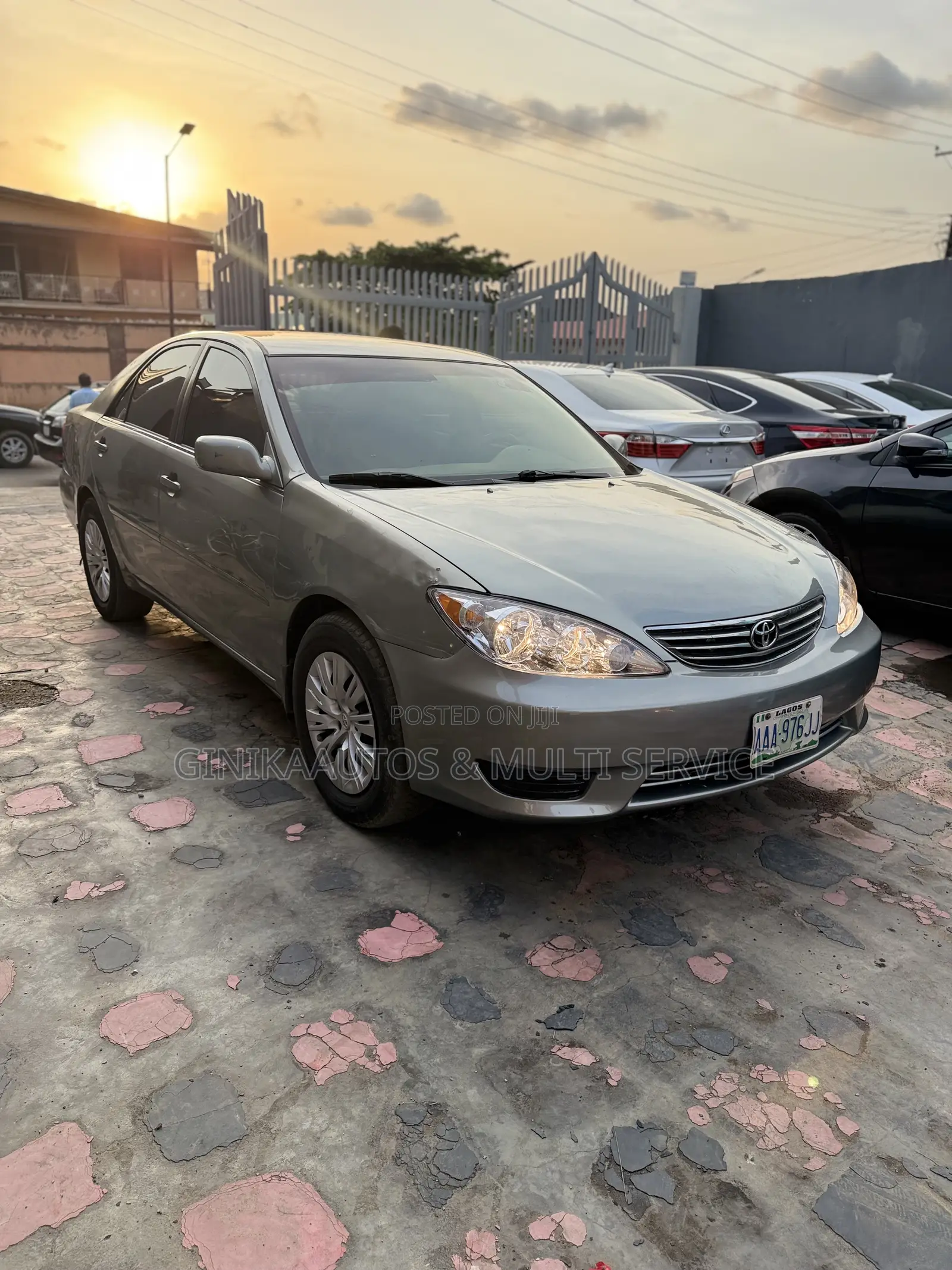 Toyota Camry LE 4dr Sedan (2.4L 4cyl 5A) 2005 Green