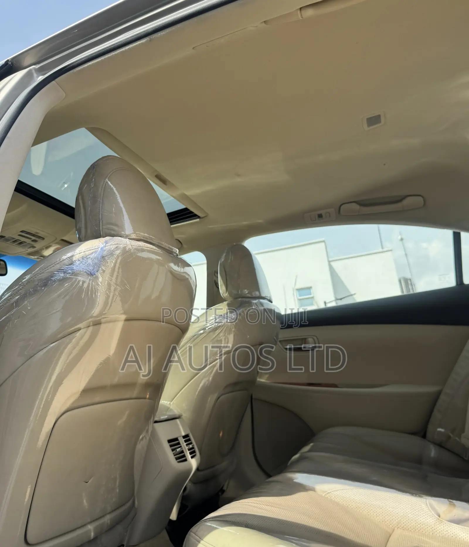 Lexus ES 350 2010 Gold