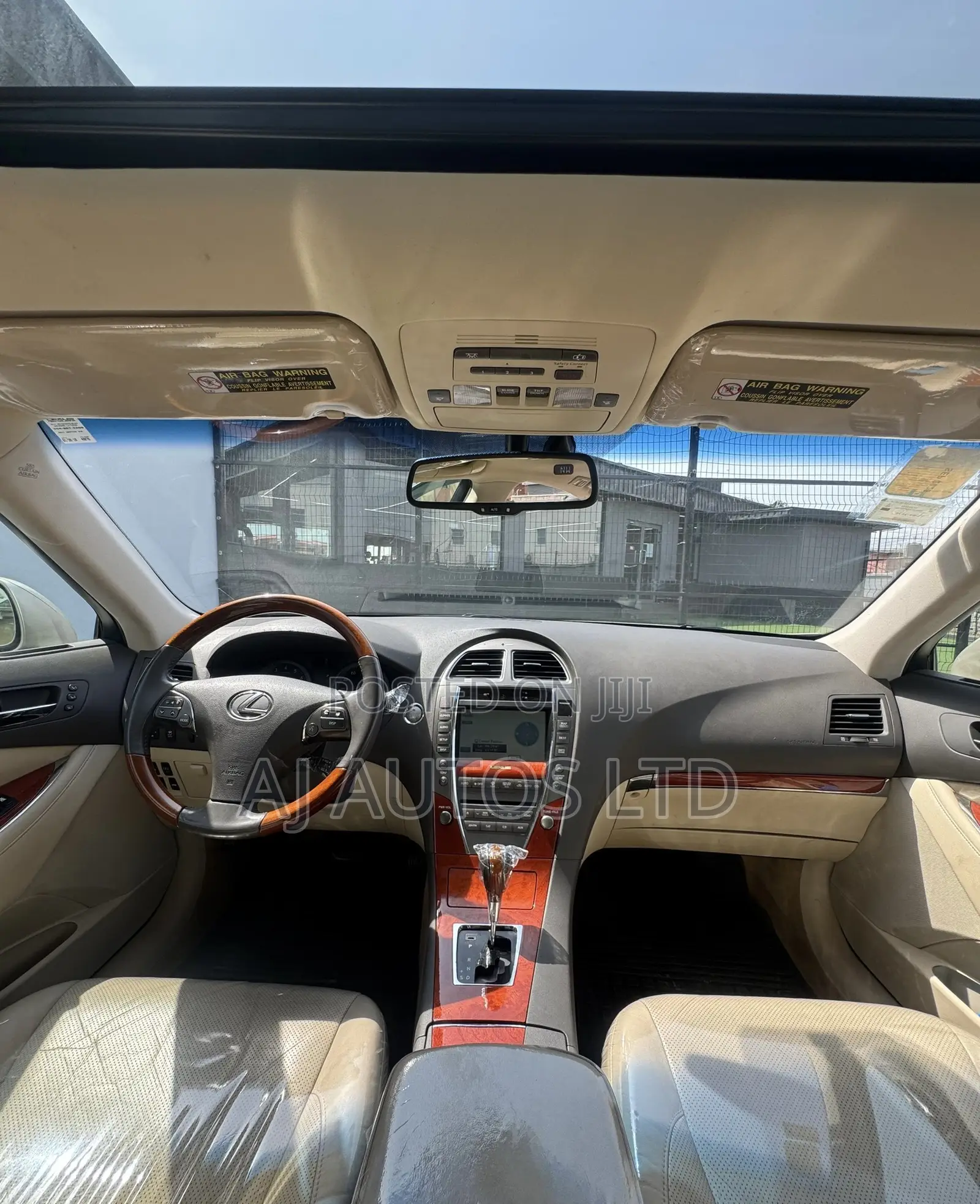 Lexus ES 350 2010 Gold