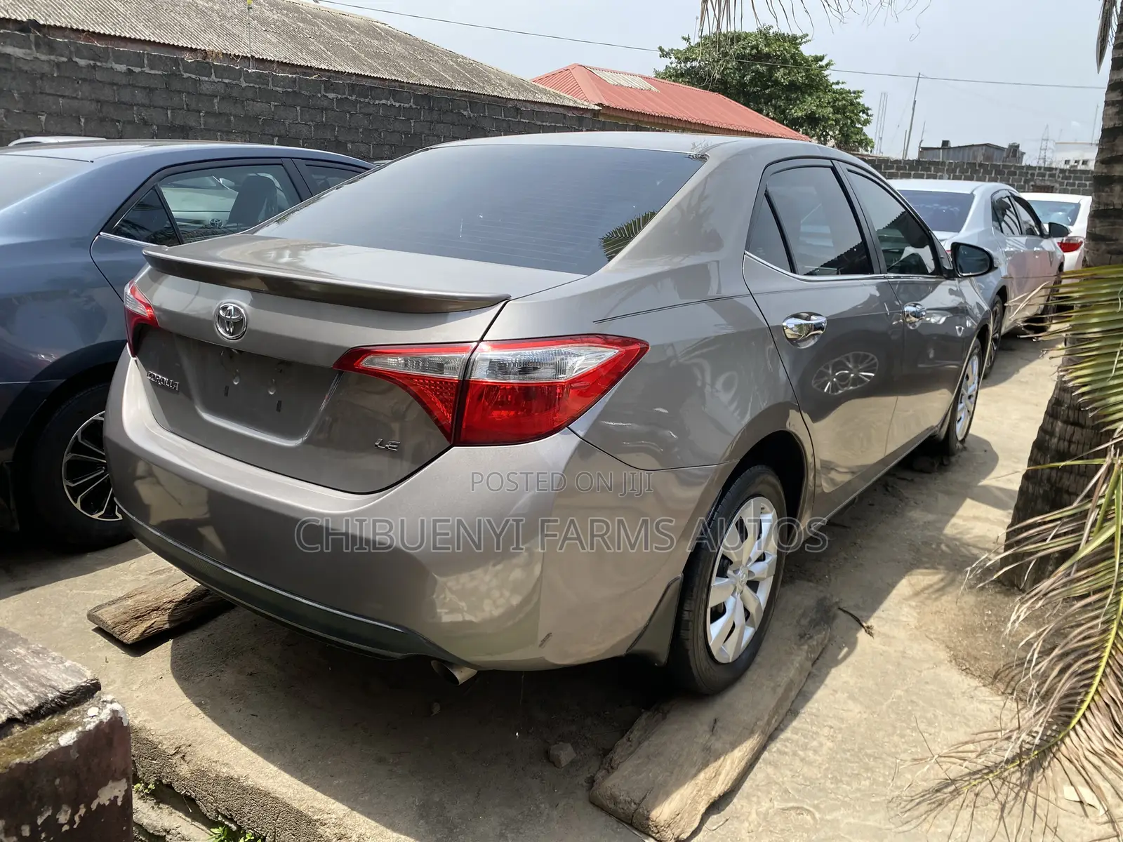 Toyota Corolla LE Eco 4dr Sedan (1.8L 4cyl CVT) 2015 Brown