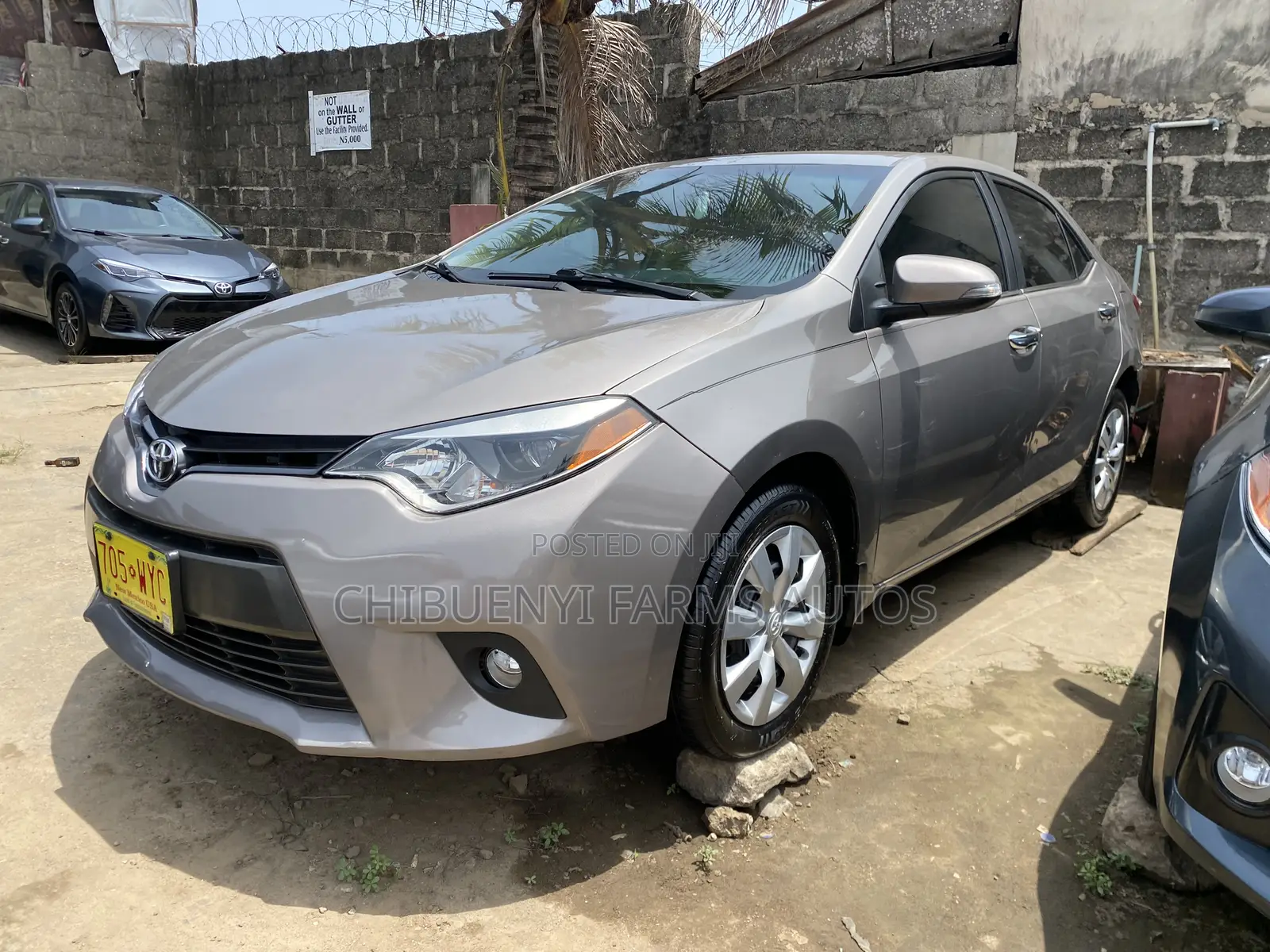 Toyota Corolla LE Eco 4dr Sedan (1.8L 4cyl CVT) 2015 Brown