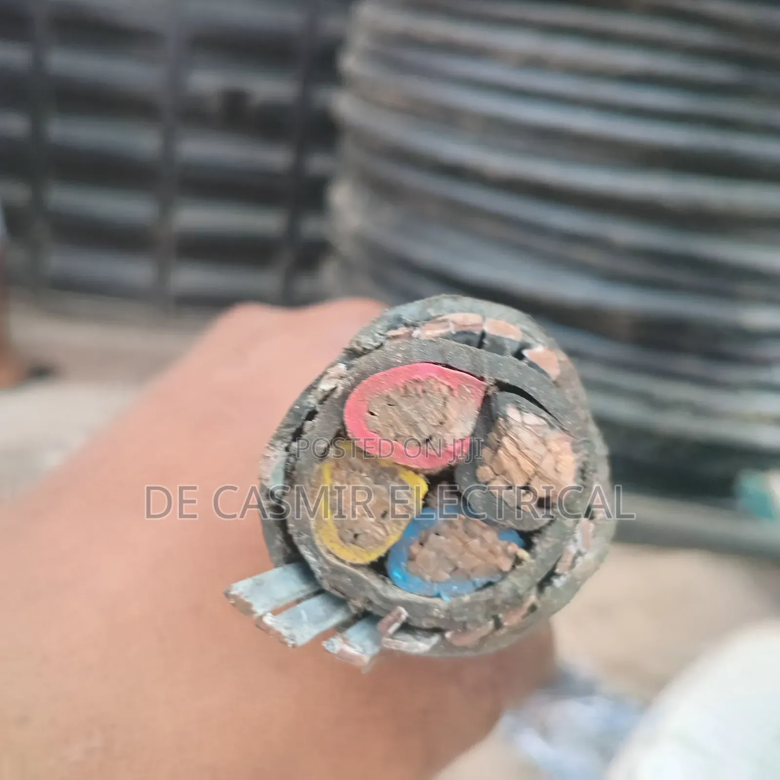 4x35mm2 Armoured Cable Fullgage